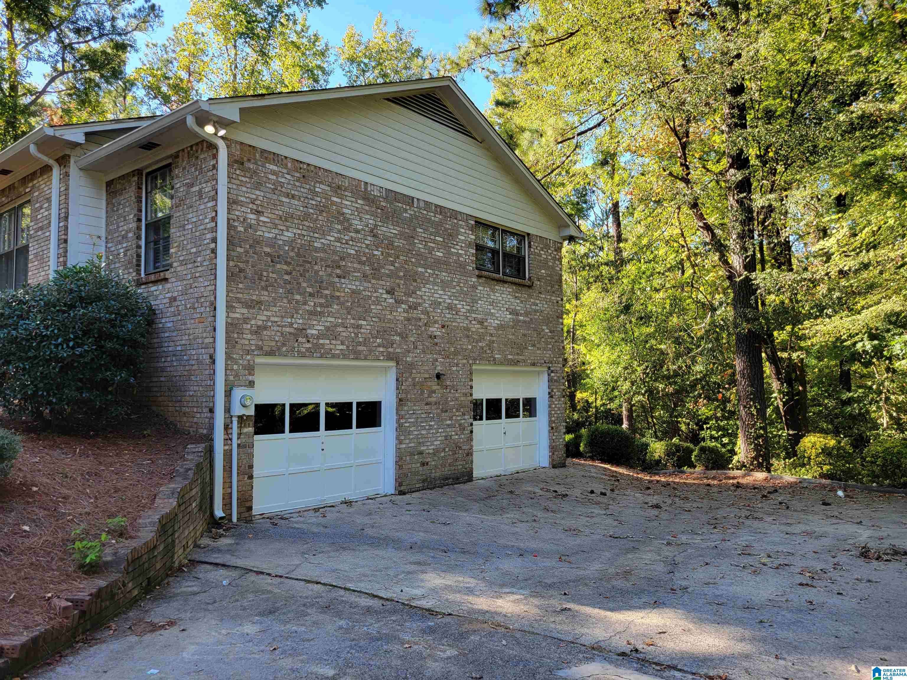 Hoover, AL 35244,788 DIVIDING RIDGE DRIVE