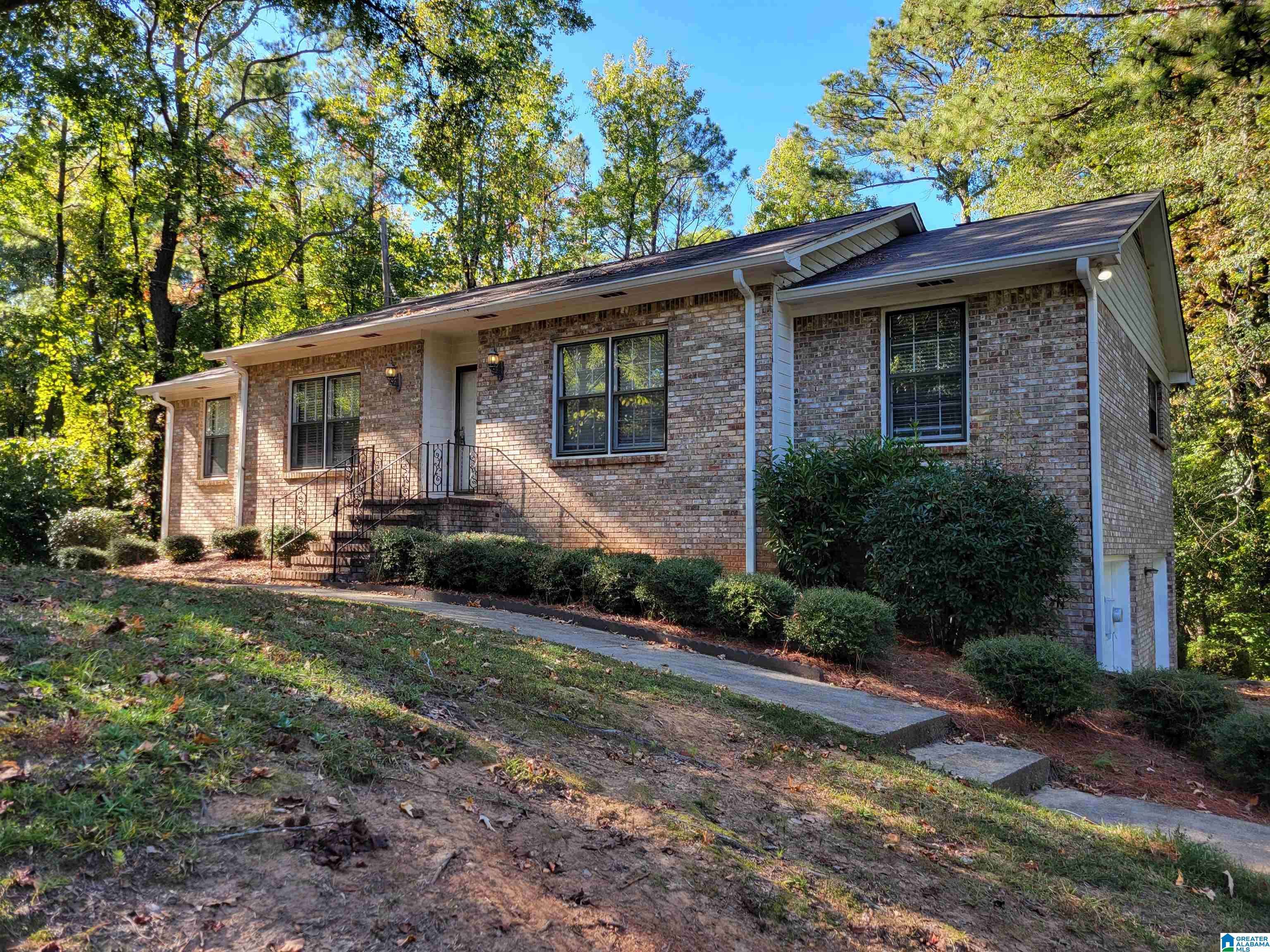 Hoover, AL 35244,788 DIVIDING RIDGE DRIVE