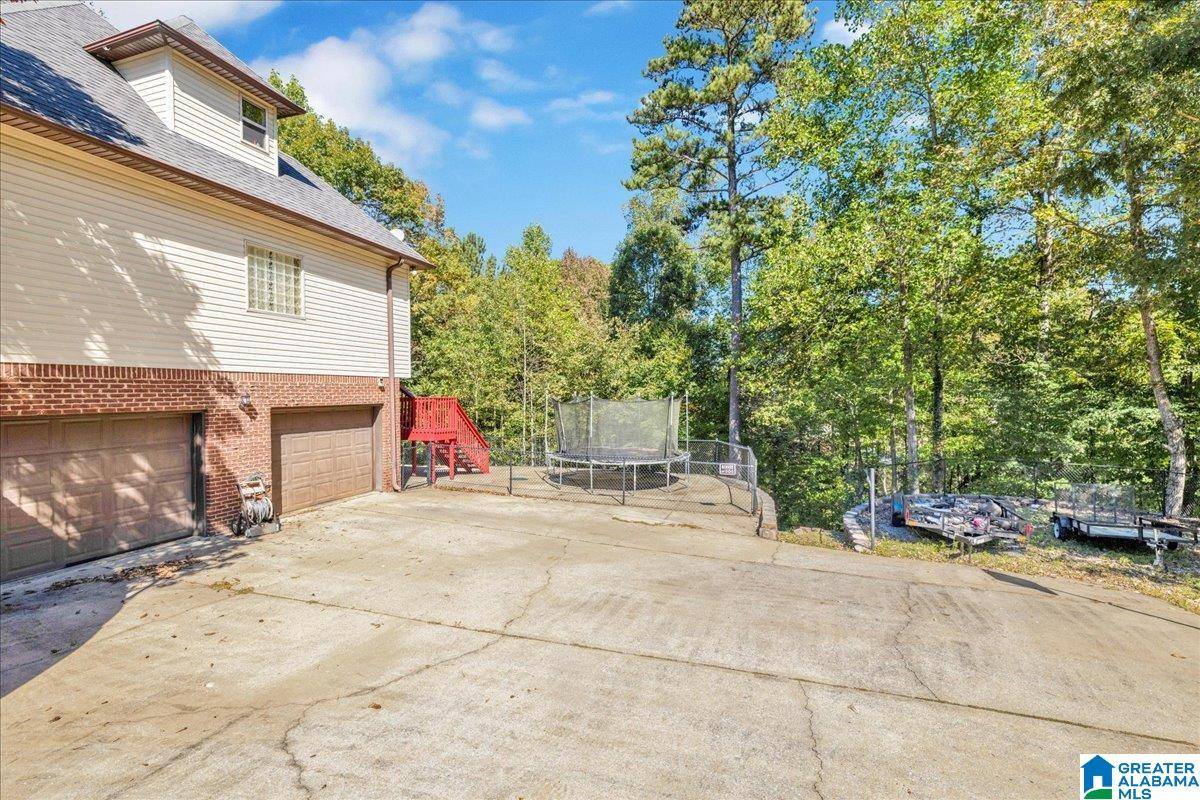 Trussville, AL 35173,30 CRESTVIEW WAY