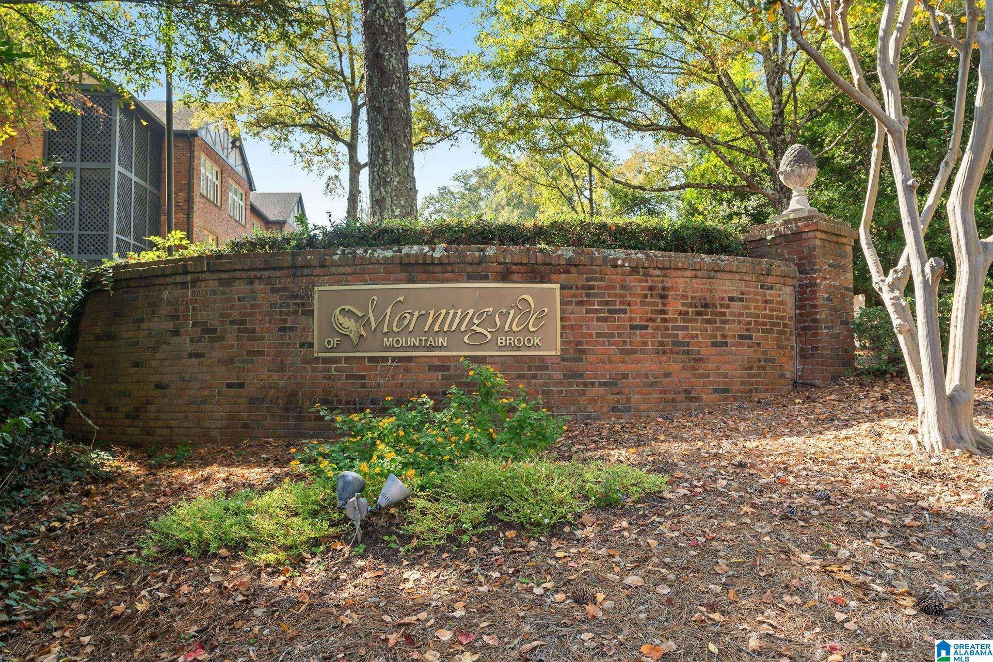 Mountain Brook, AL 35213,206 MORNINGSIDE CIRCLE #206