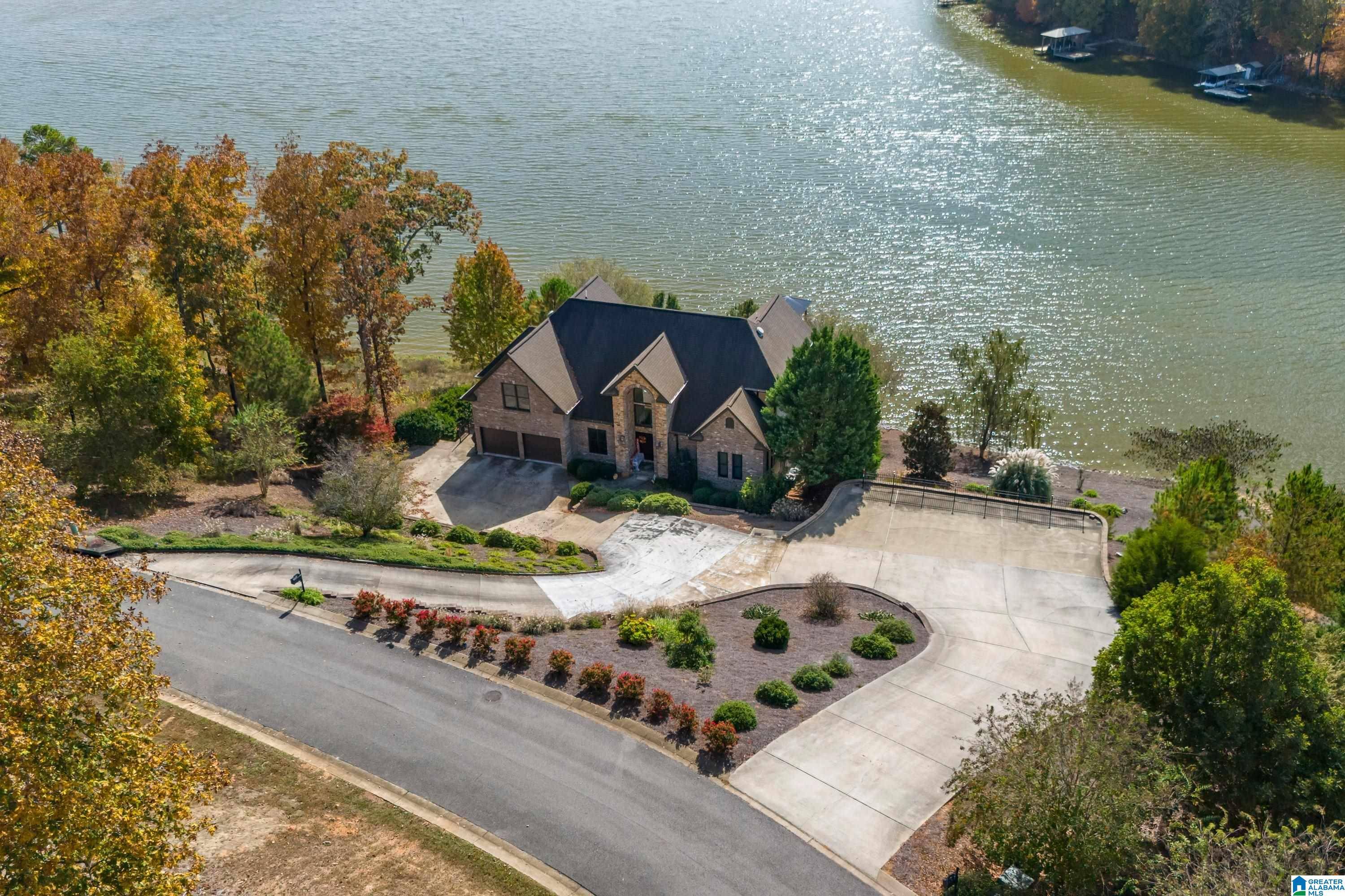 Lincoln, AL 35096,229 WILLOW DRIVE