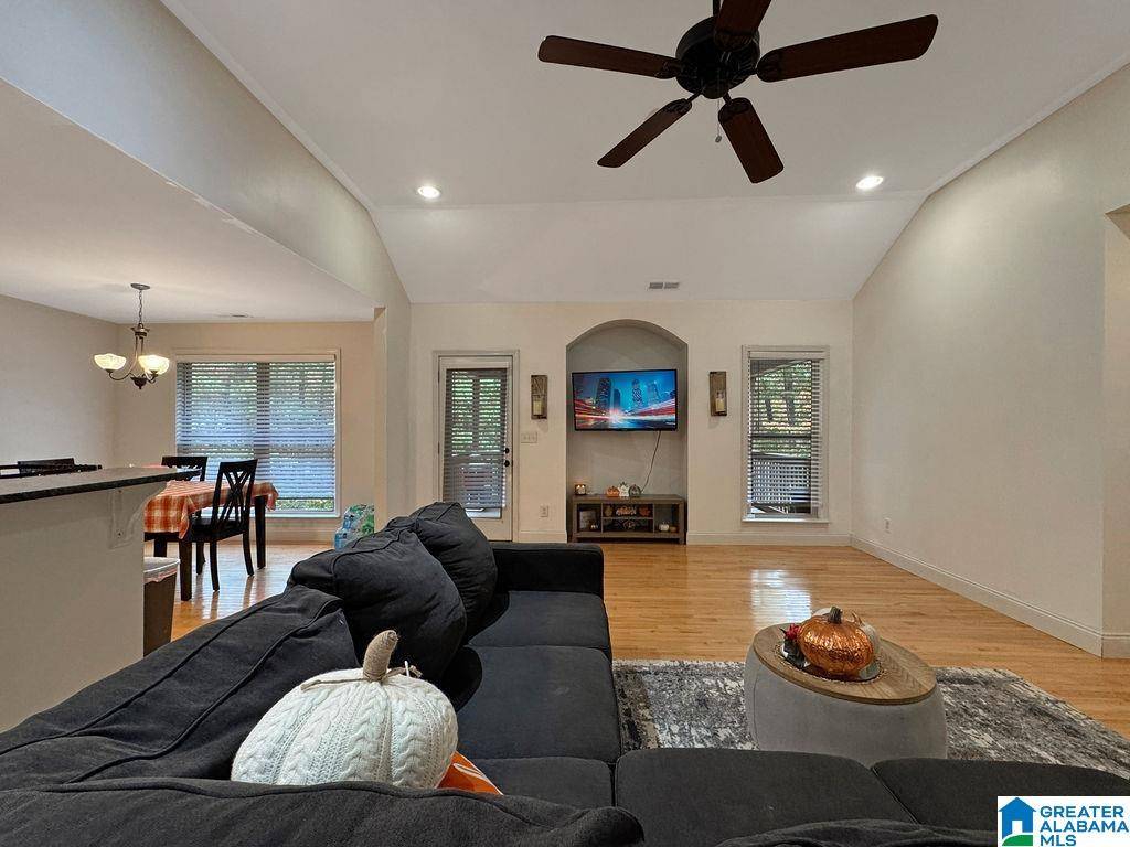 Lakeview, AL 35111,12739 OAK FOREST DRIVE
