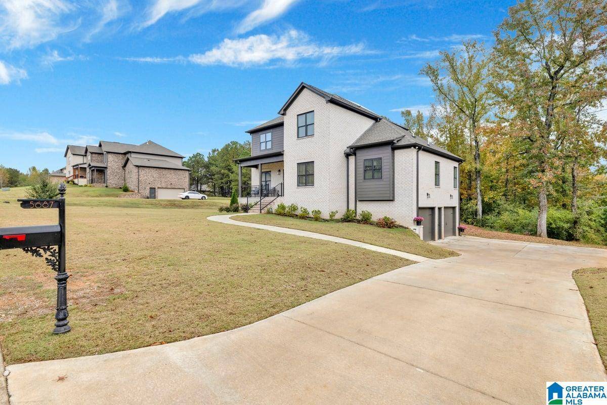 Hueytown, AL 35023,5687 VICTORIA DRIVE