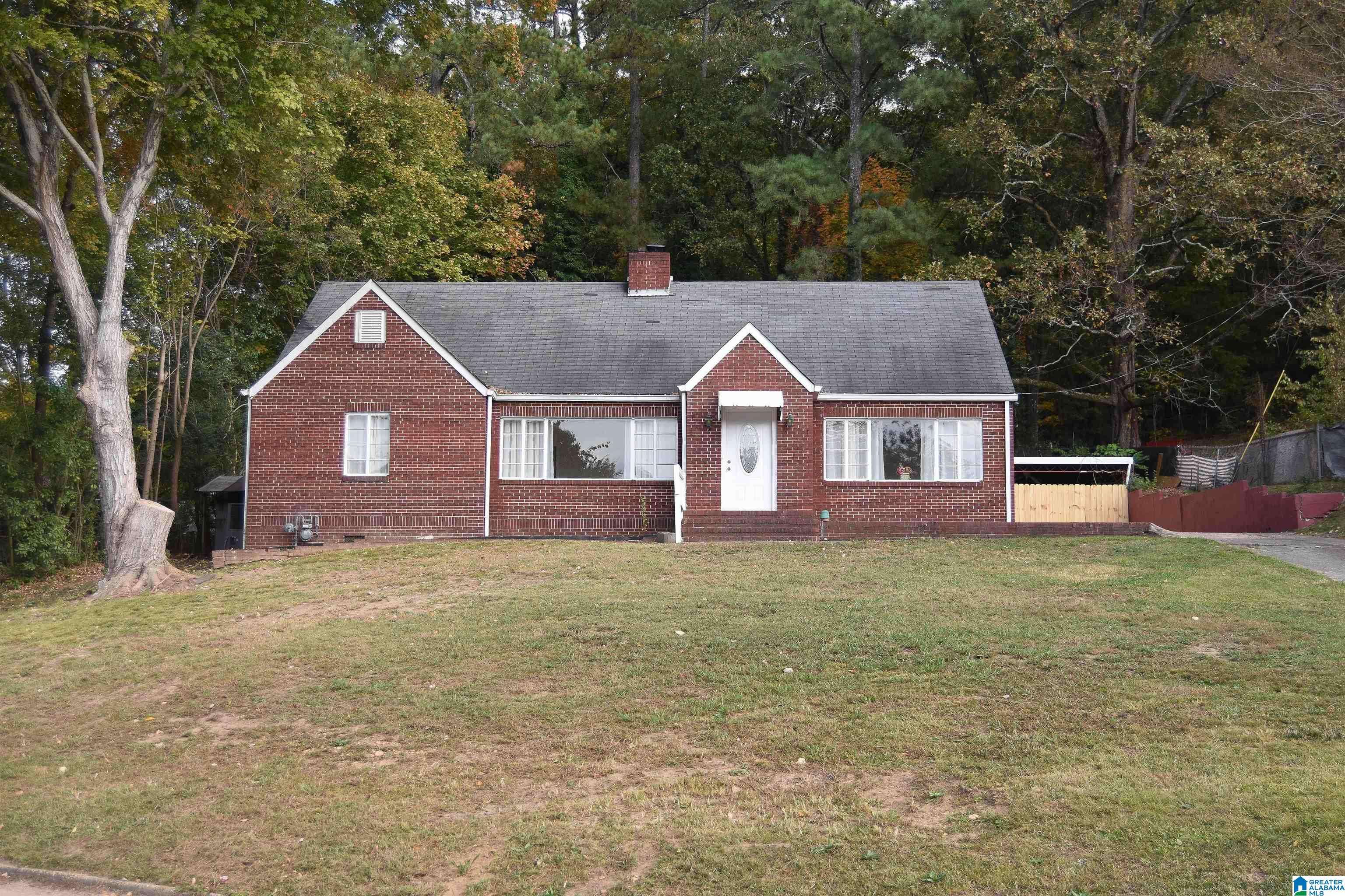 Anniston, AL 36207,1111 DESOTO PLACE