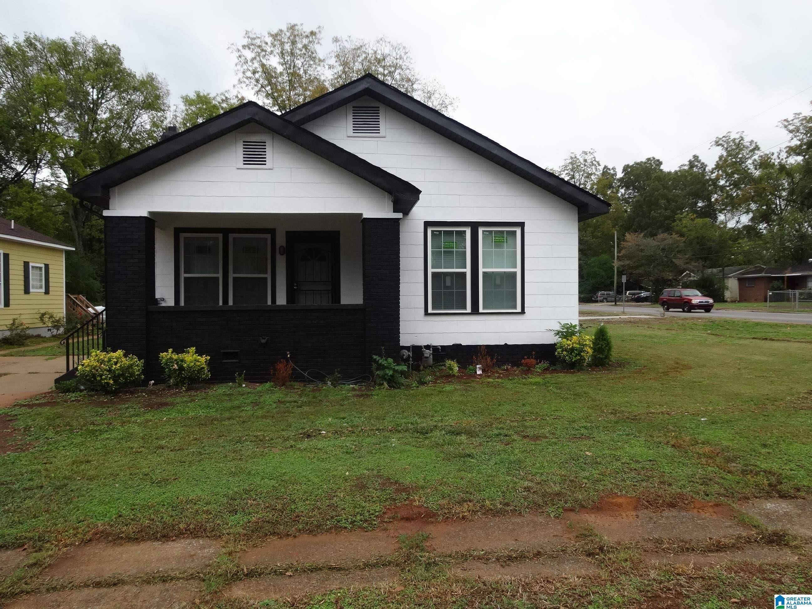 Birmingham, AL 35211,1317 SW 16TH STREET SW