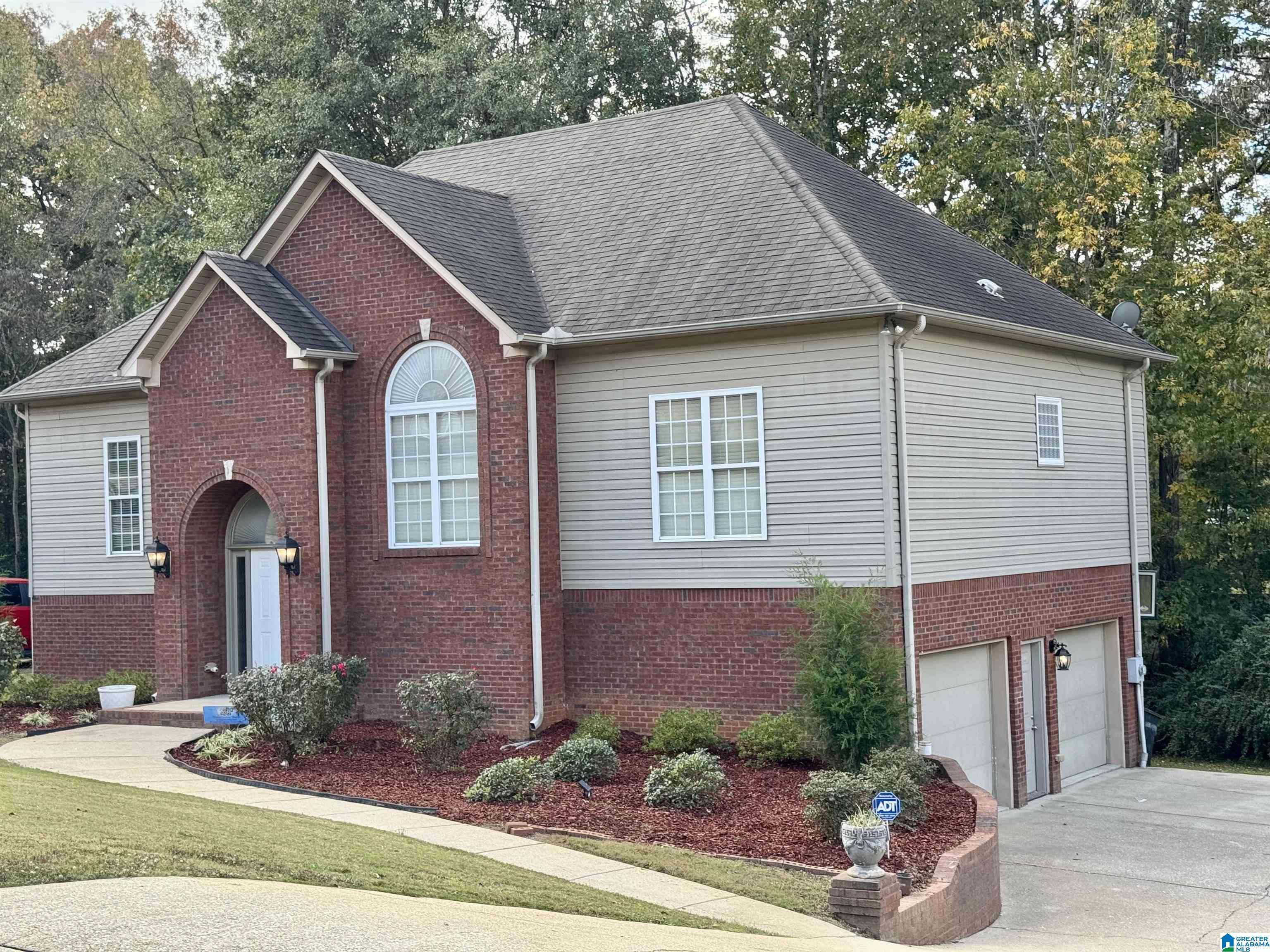 Bessemer, AL 35022,5011 COVENTRY COVE DRIVE