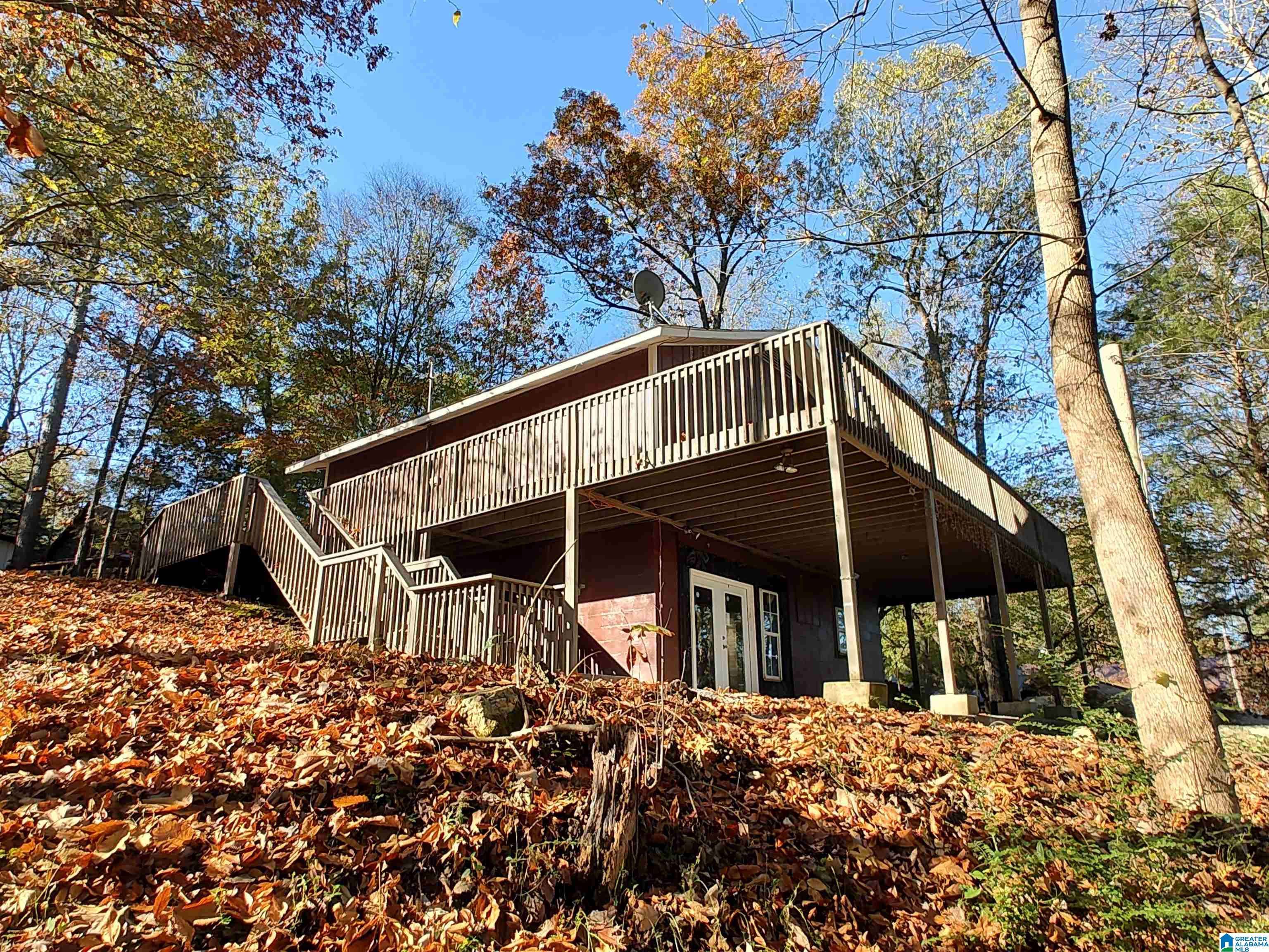 Talladega, AL 35160,557 SHELTON SHORES DRIVE