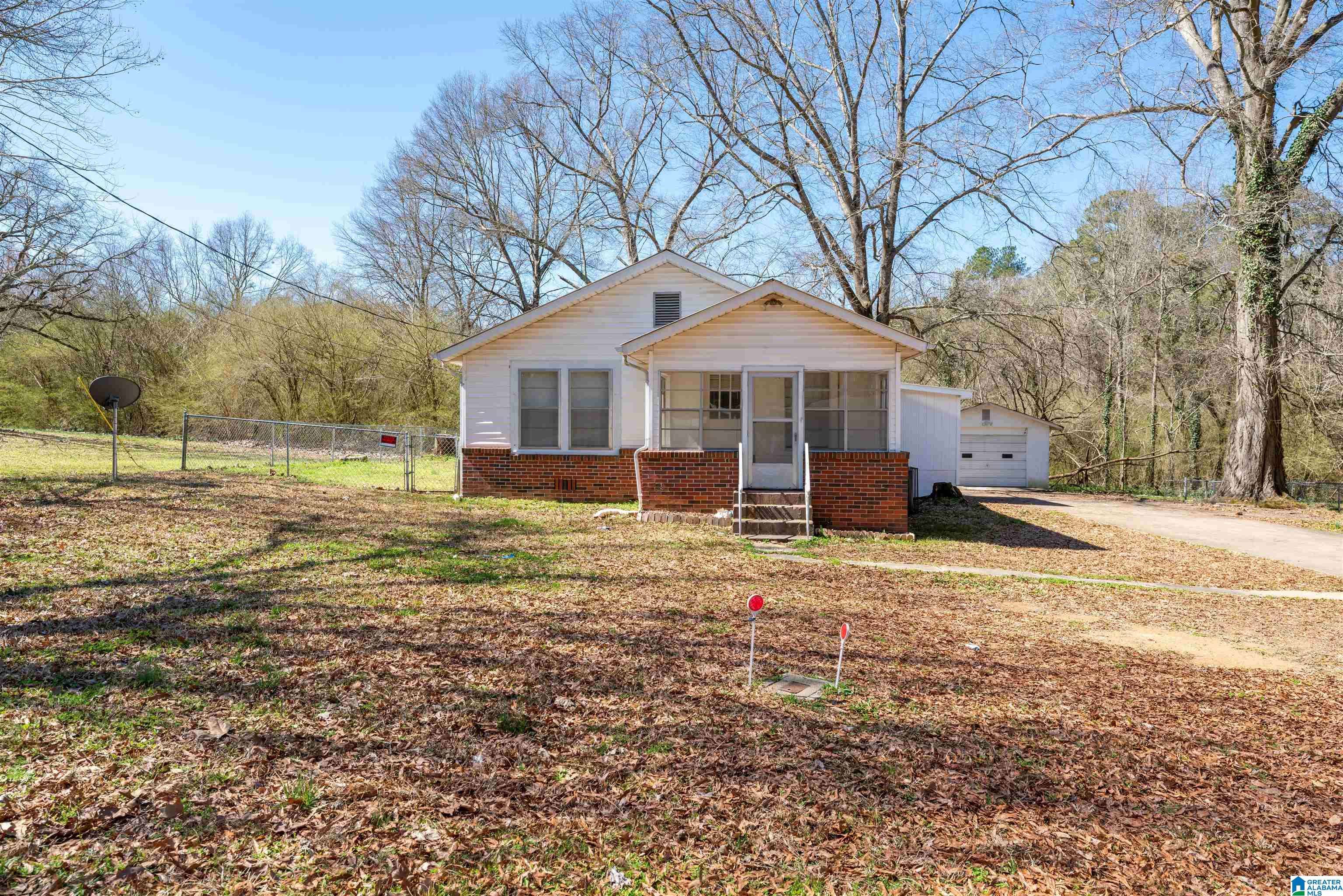 Quinton, AL 35130,3060 SHARON BOULEVARD