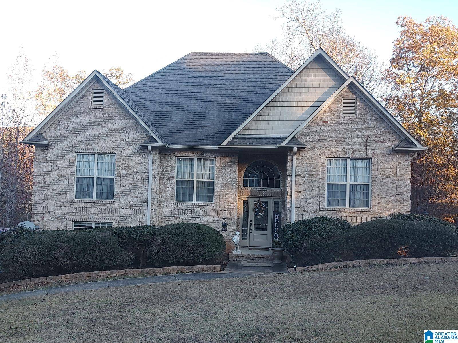 Pinson, AL 35126,7953 FOREST LOOP