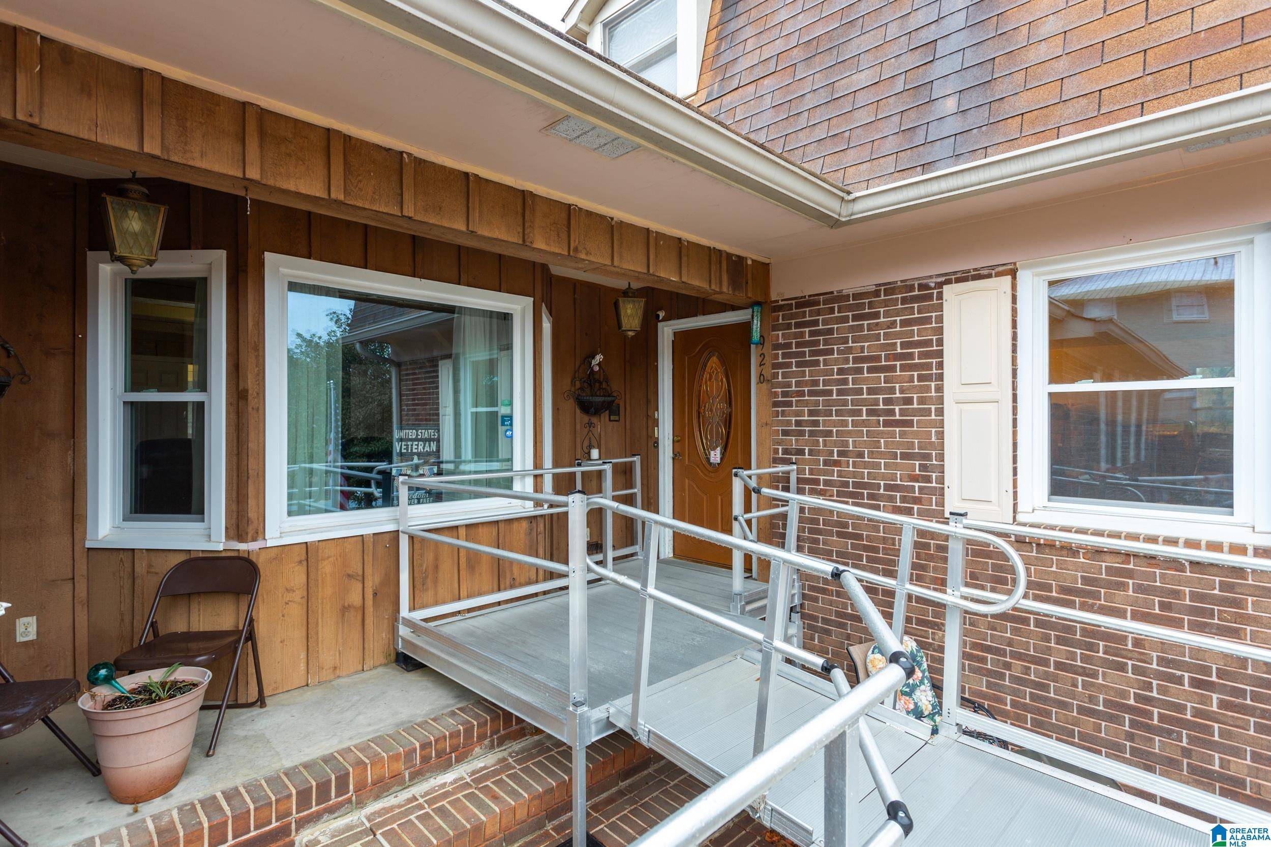 Anniston, AL 36206,926 CHEROKEE TRAIL