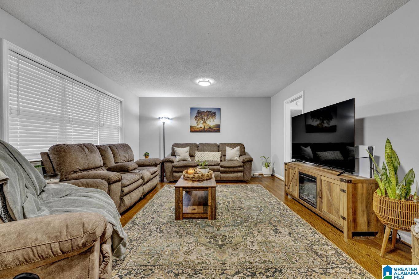 Oneonta, AL 35121,10 PINE CIRCLE