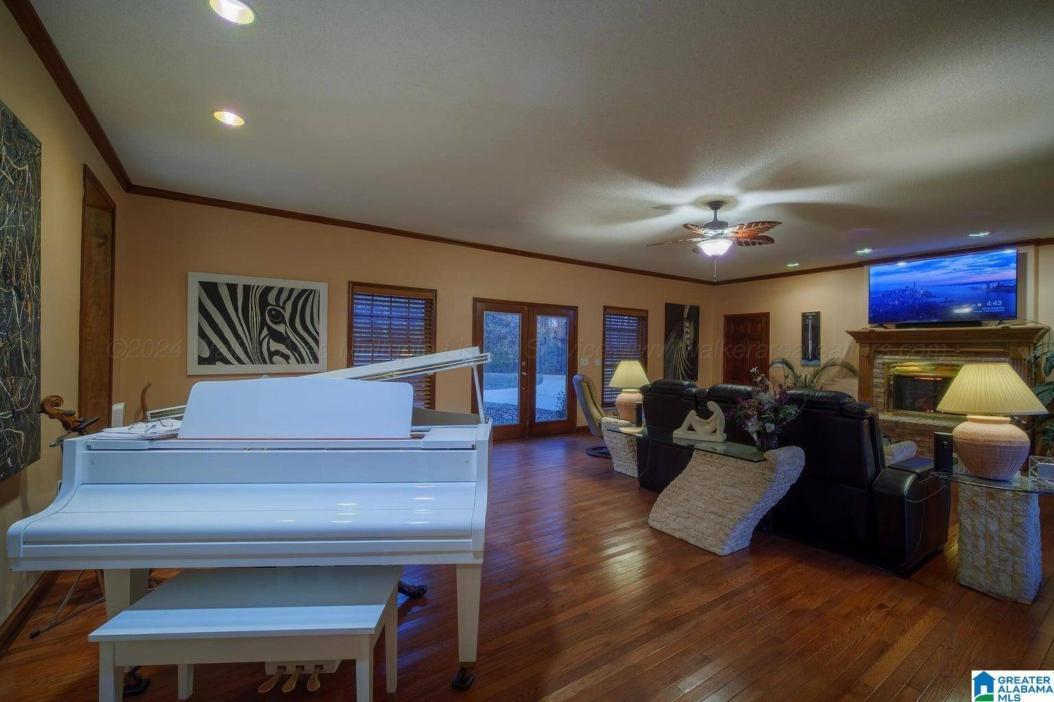 Jasper, AL 35504,901 OLD WOOD LANE