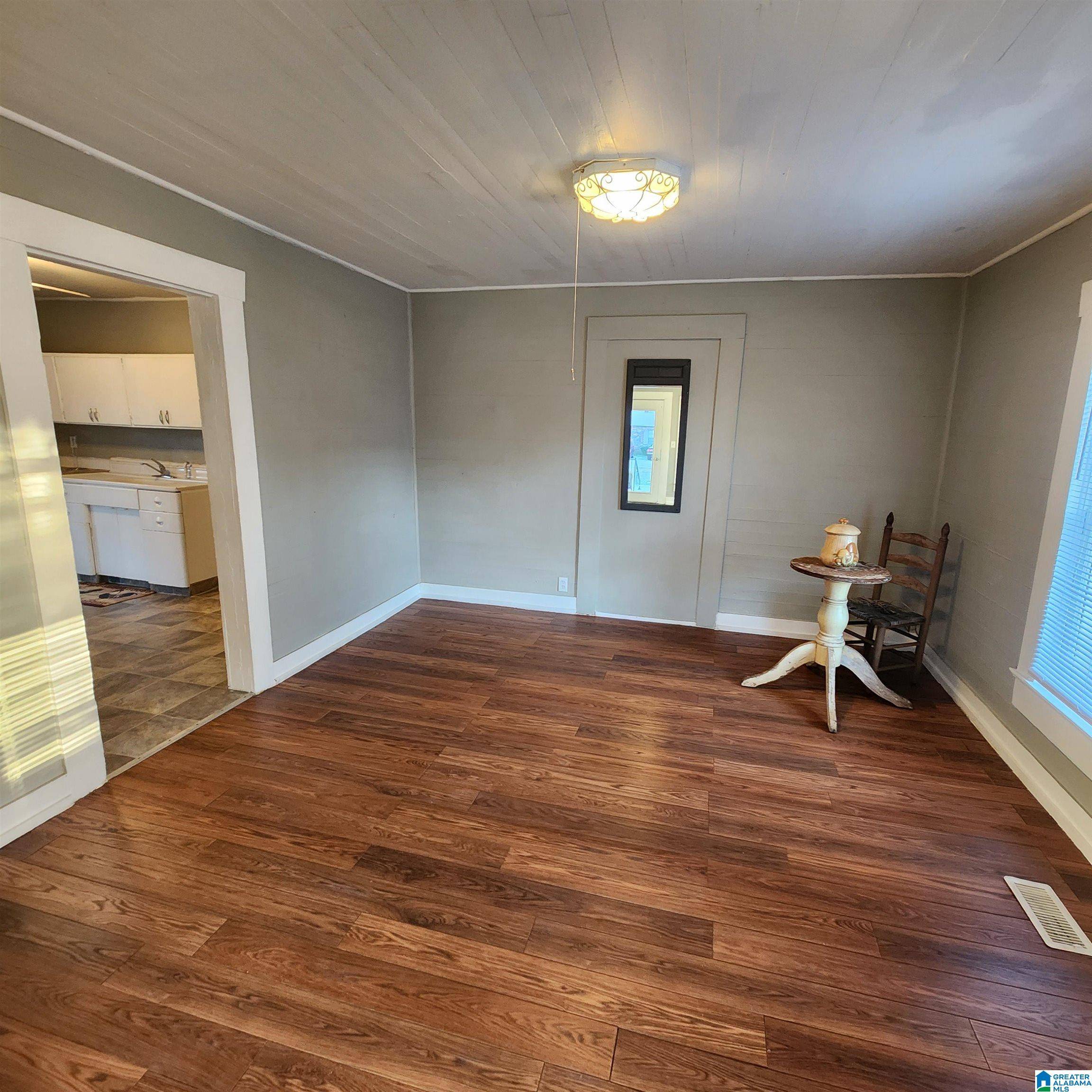Oxford, AL 36203,211 W OAK STREET