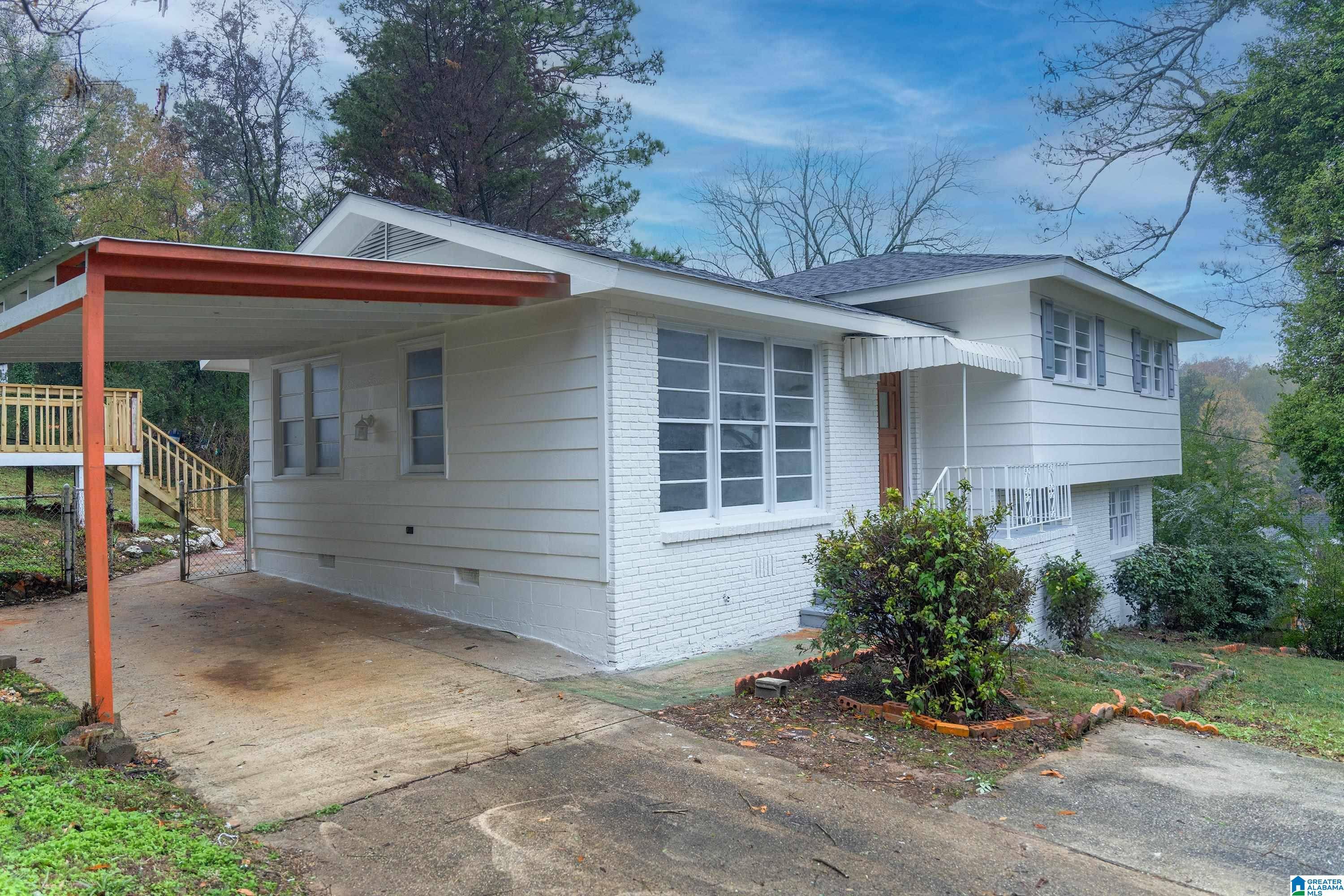 Center Point, AL 35215,321 20TH AVENUE NE