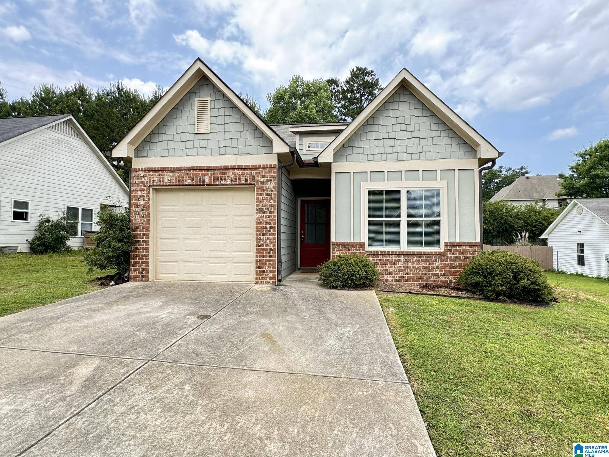Odenville, AL 35120,240 HATHAWAY LANE