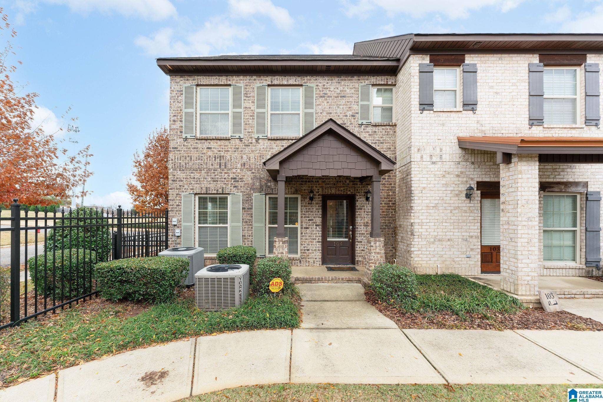 Tuscaloosa, AL 35401,2150 3RD COURT #104