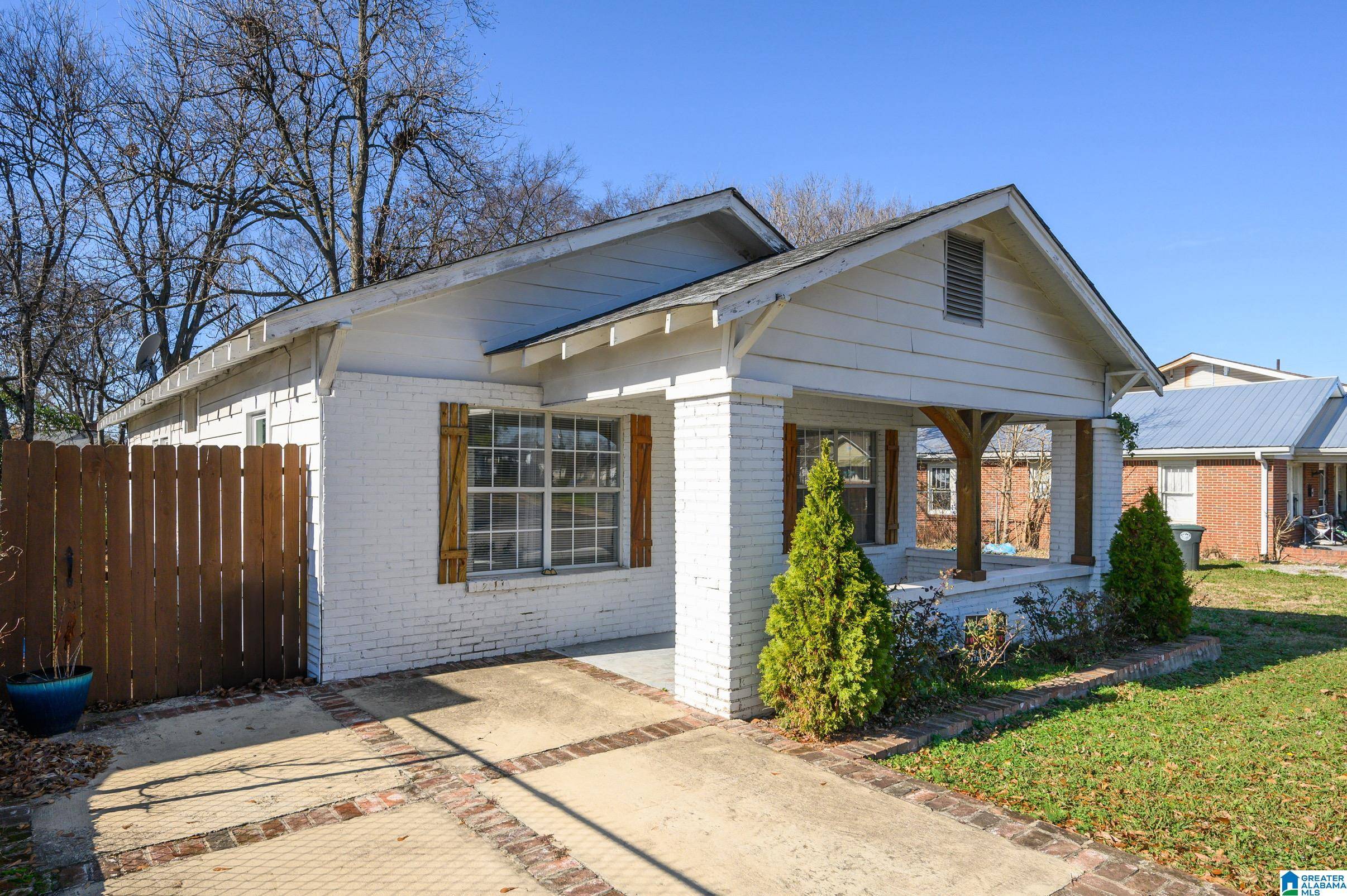 Birmingham, AL 35205,1600 CENTER STREET S