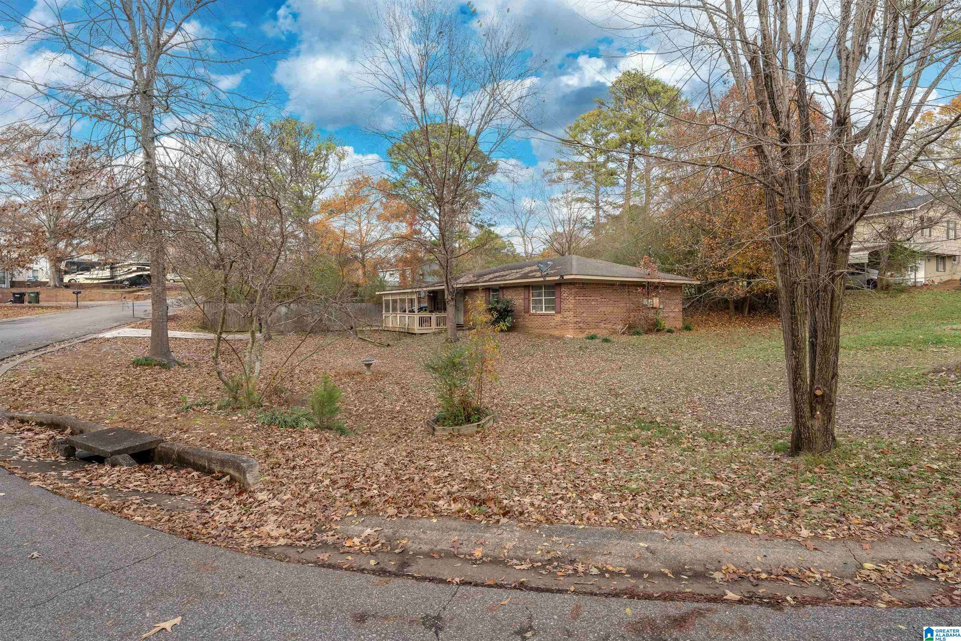Pinson, AL 35126,8409 COUNTRY CIRCLE
