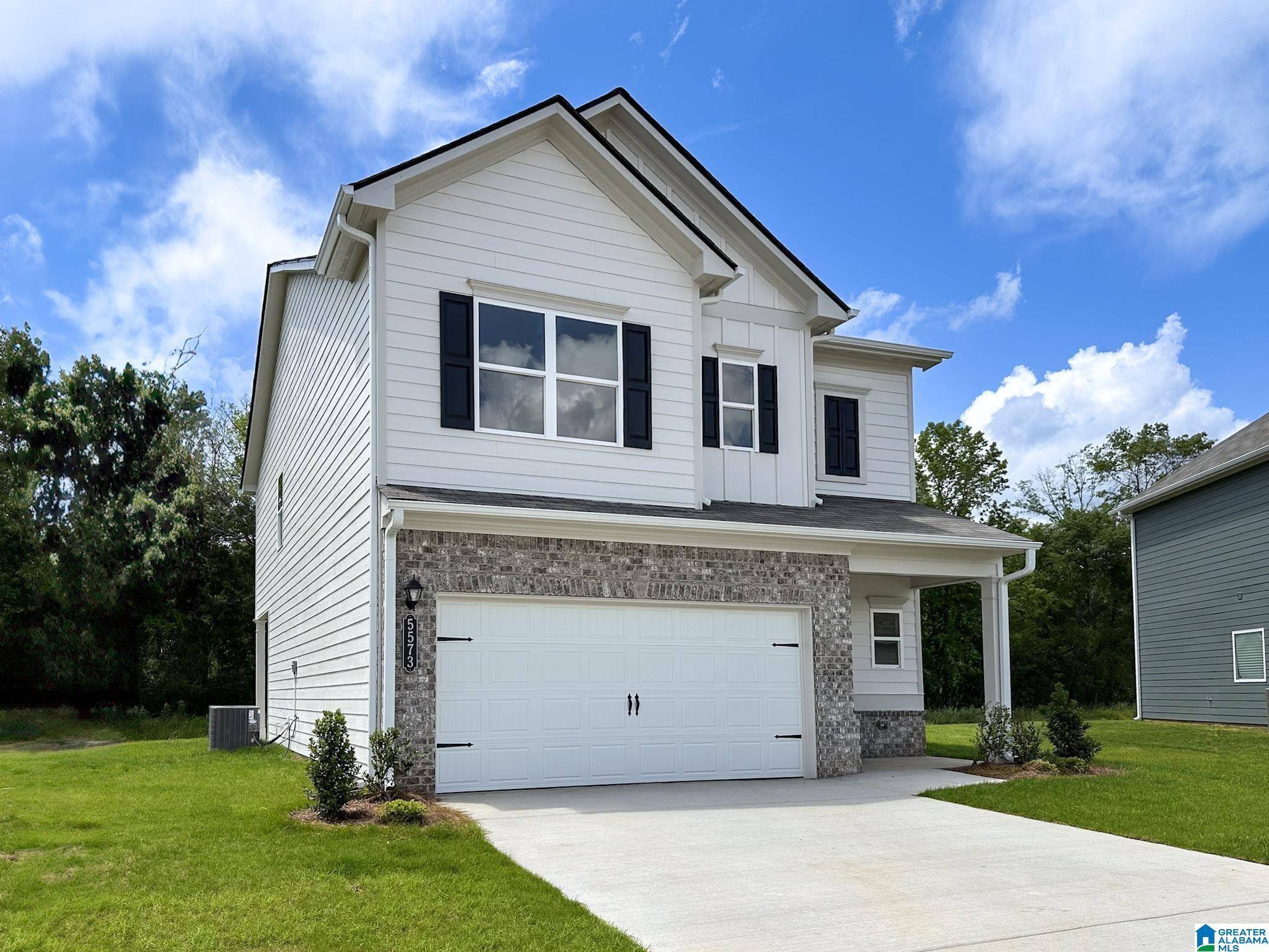 Bessemer, AL 35022,5573 HEADWINDS LANE