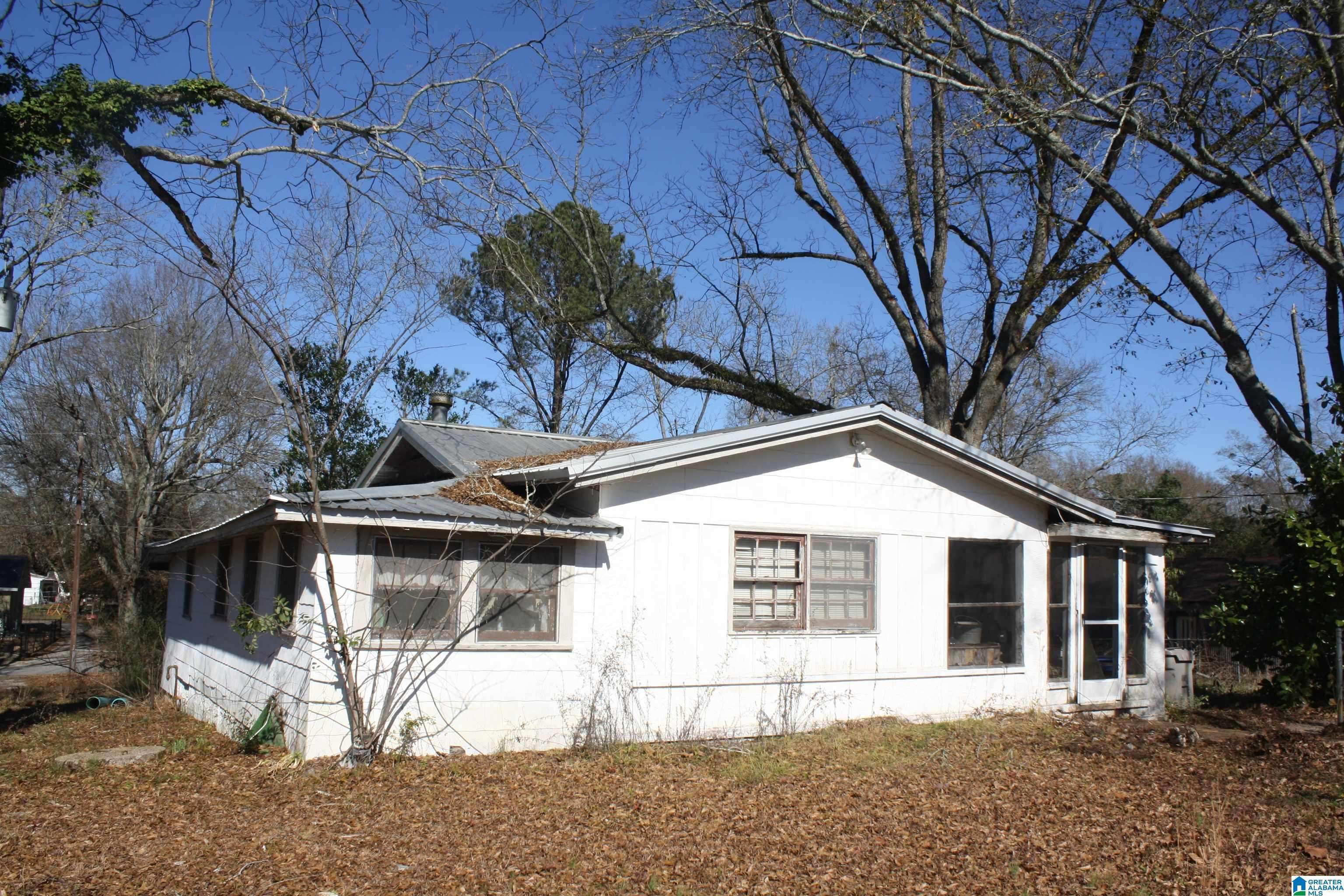 Thorsby, AL 35171,86 MARY STREET