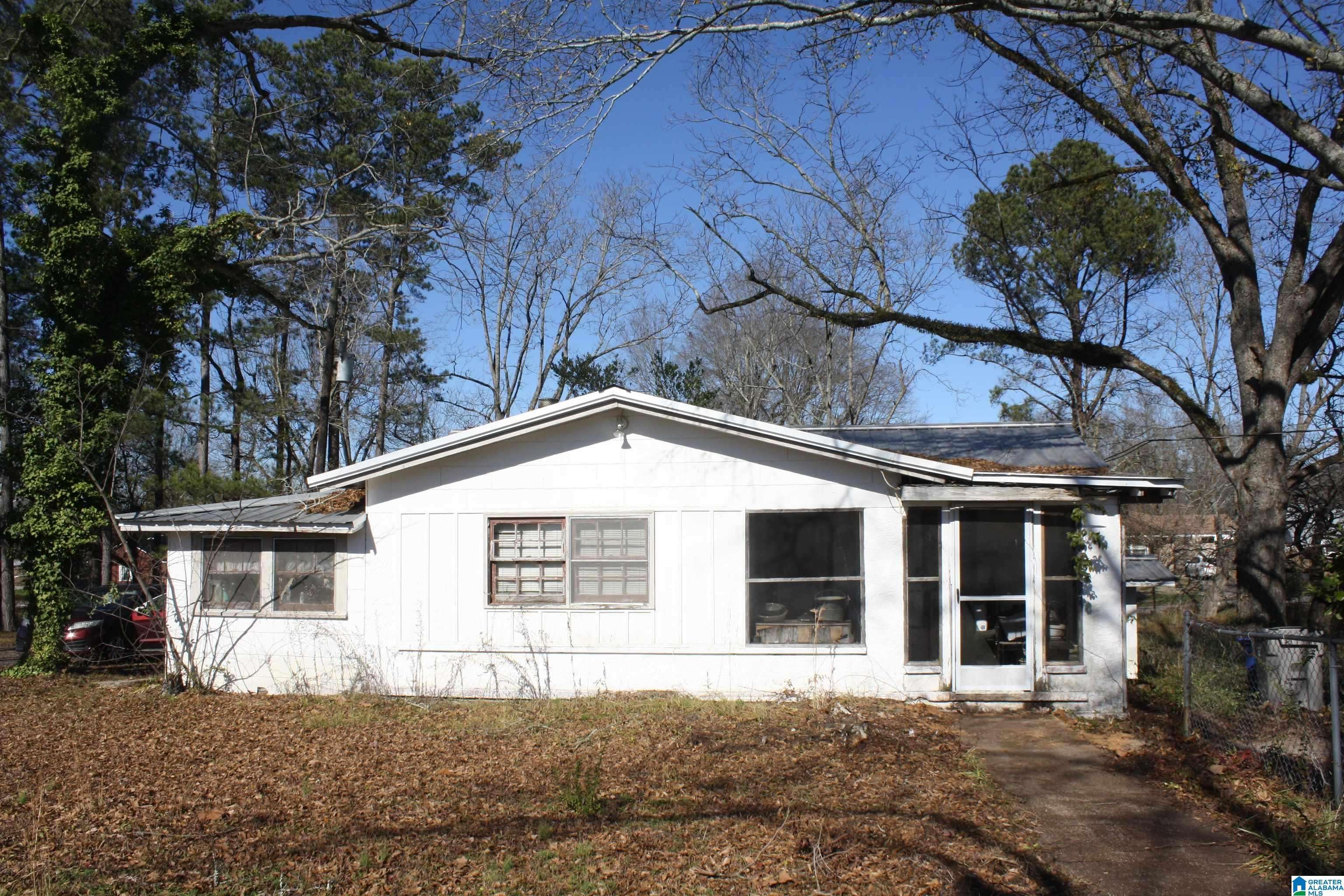 Thorsby, AL 35171,86 MARY STREET