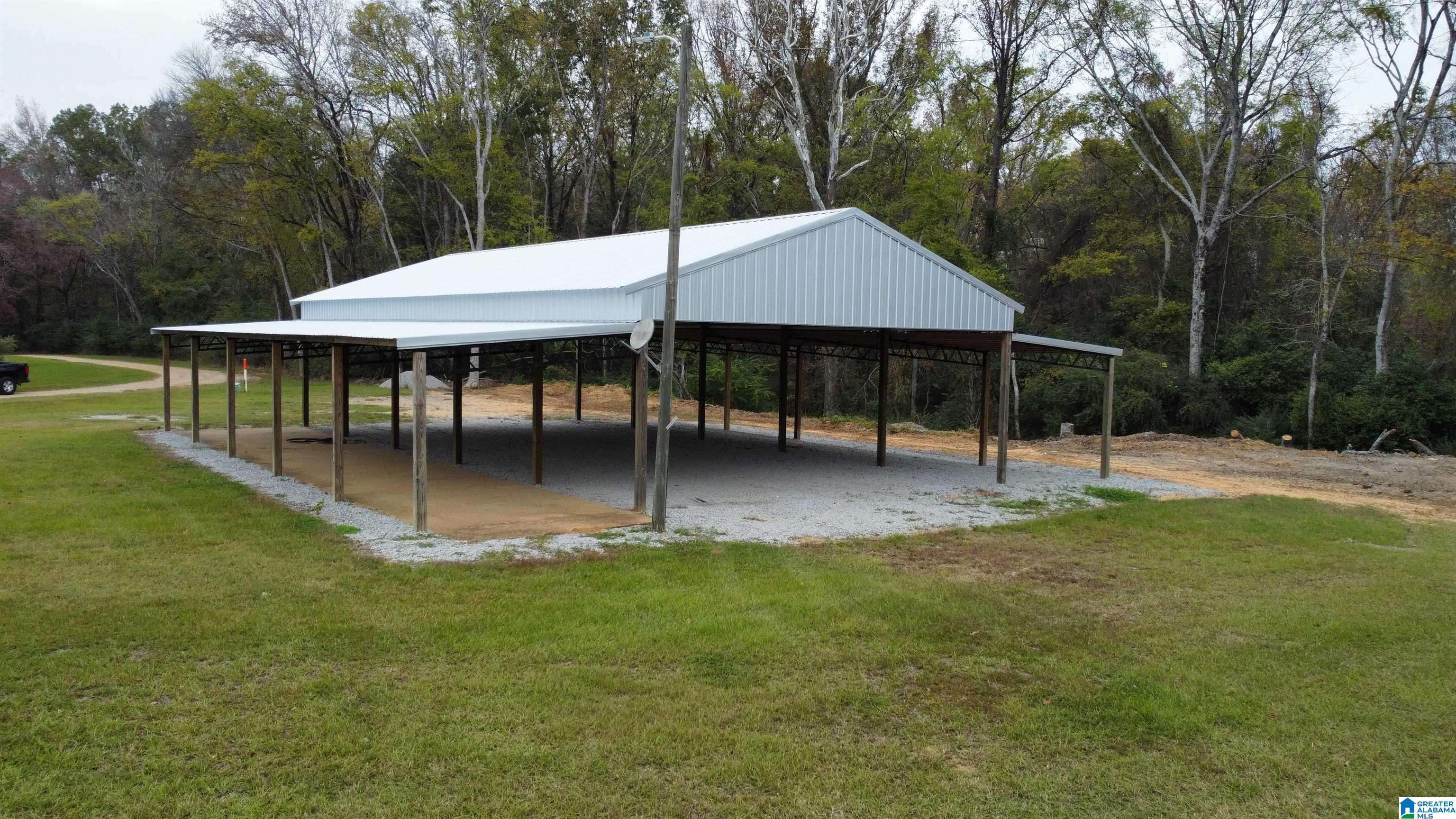 Aliceville, AL 35442,231 SIPSEY RIVER ROAD