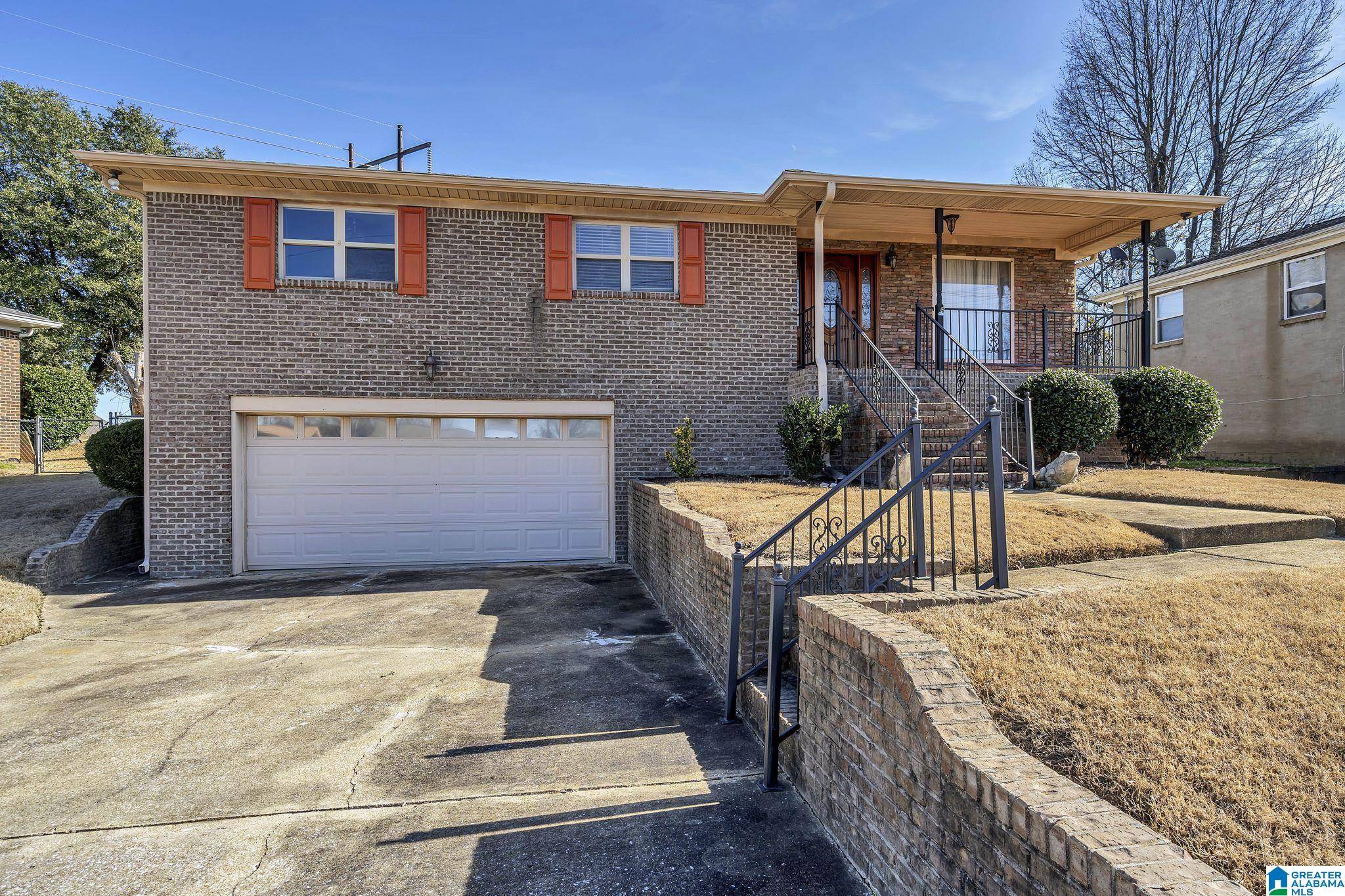 Birmingham, AL 35207,4845 SMITHFIELD DRIVE N