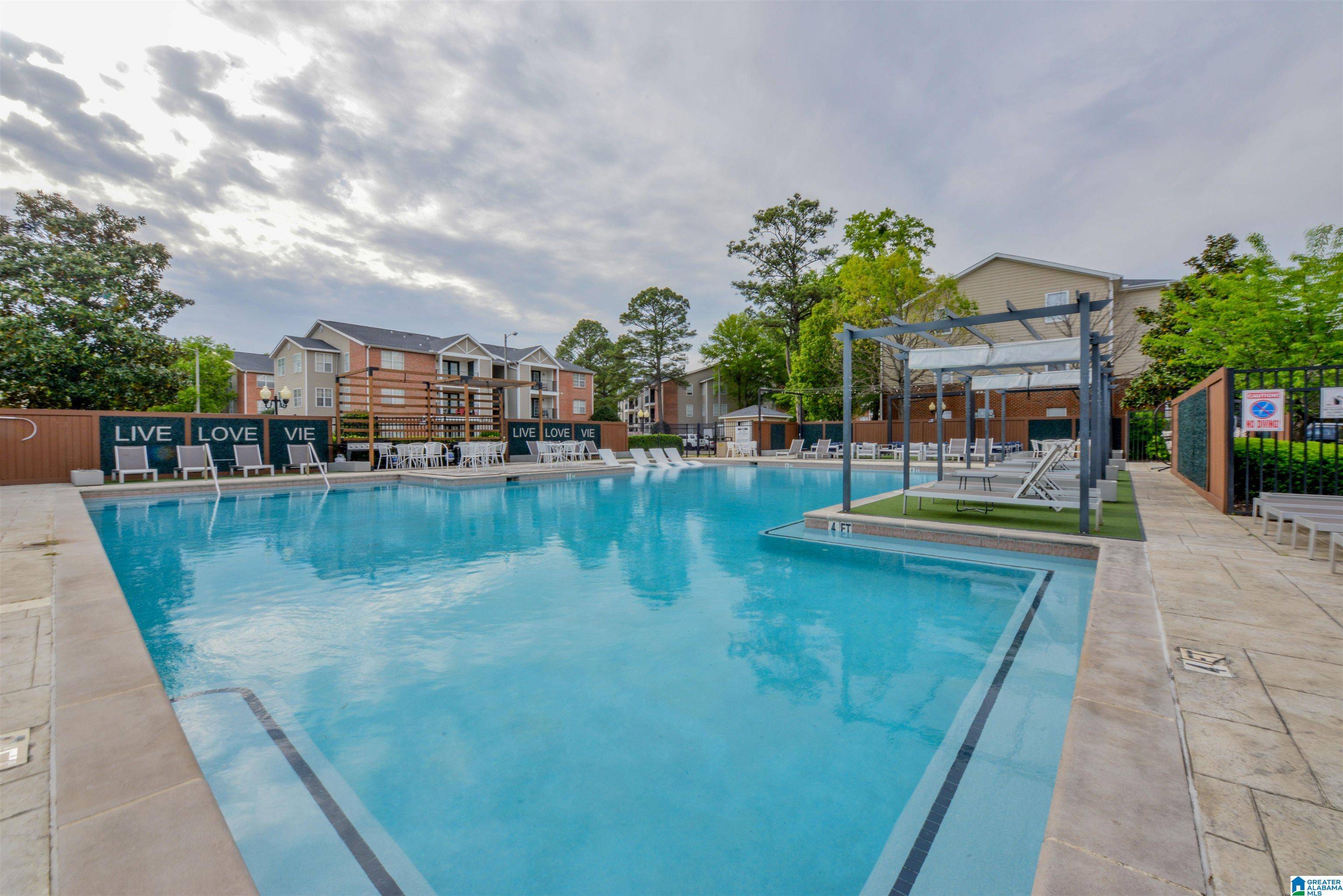 Tuscaloosa, AL 35401,210 15TH STREET E #9