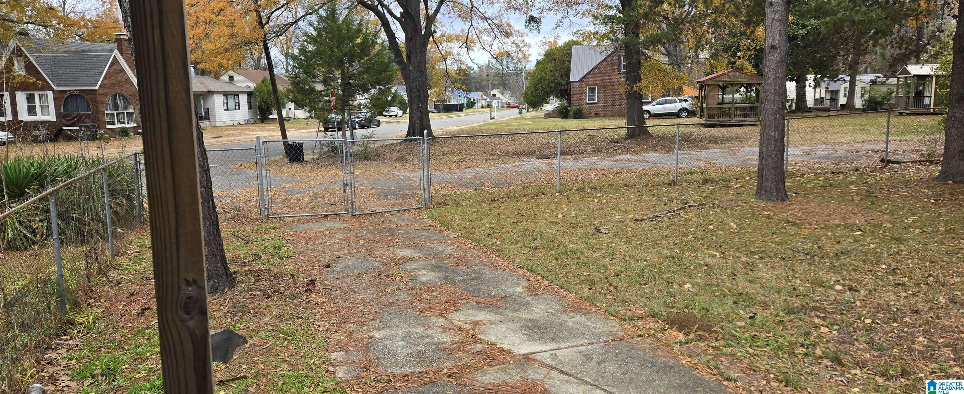 Birmingham, AL 35211,601 19TH STREET