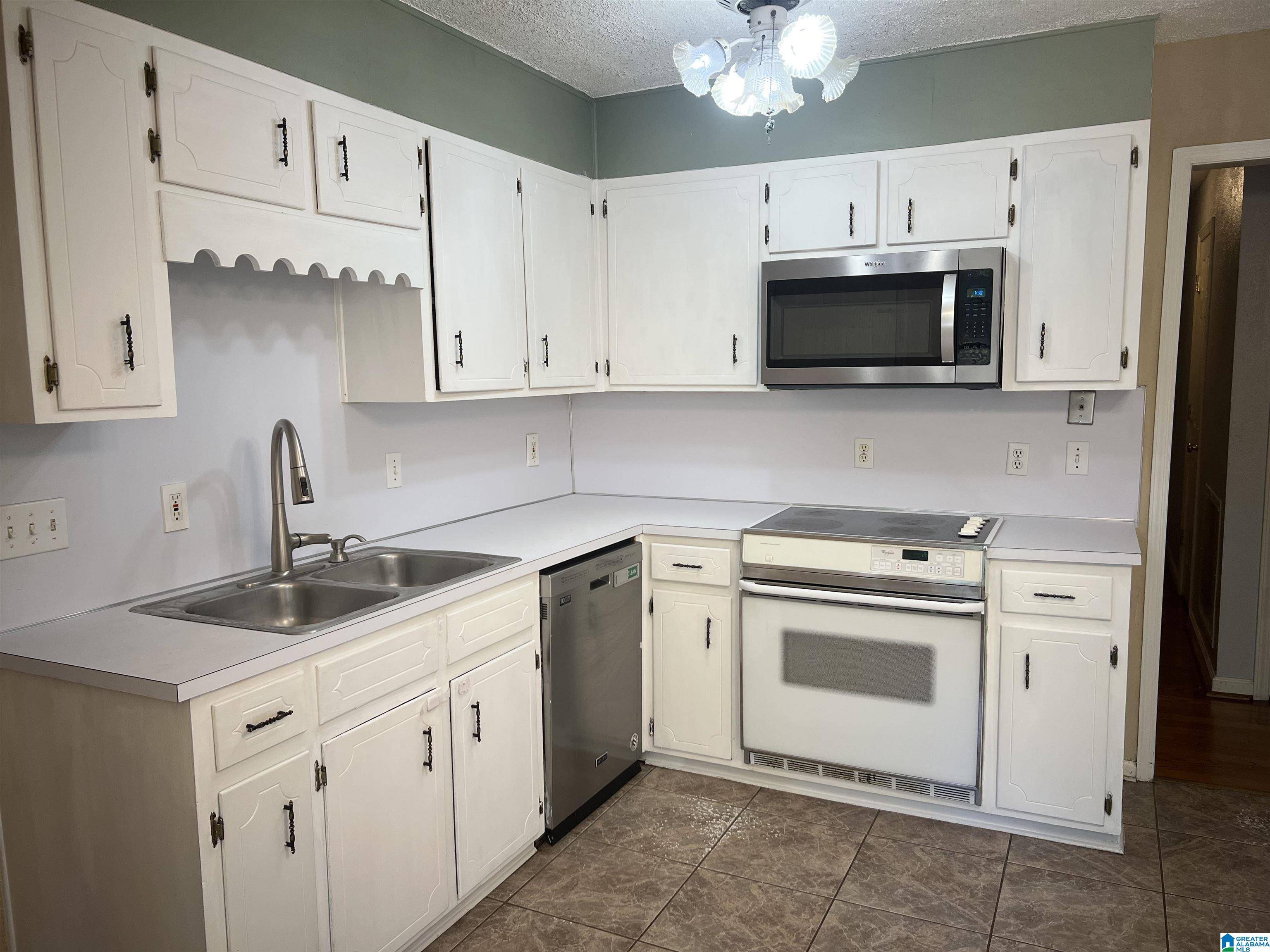 Mccalla, AL 35111,2149 LAKESIDE DRIVE