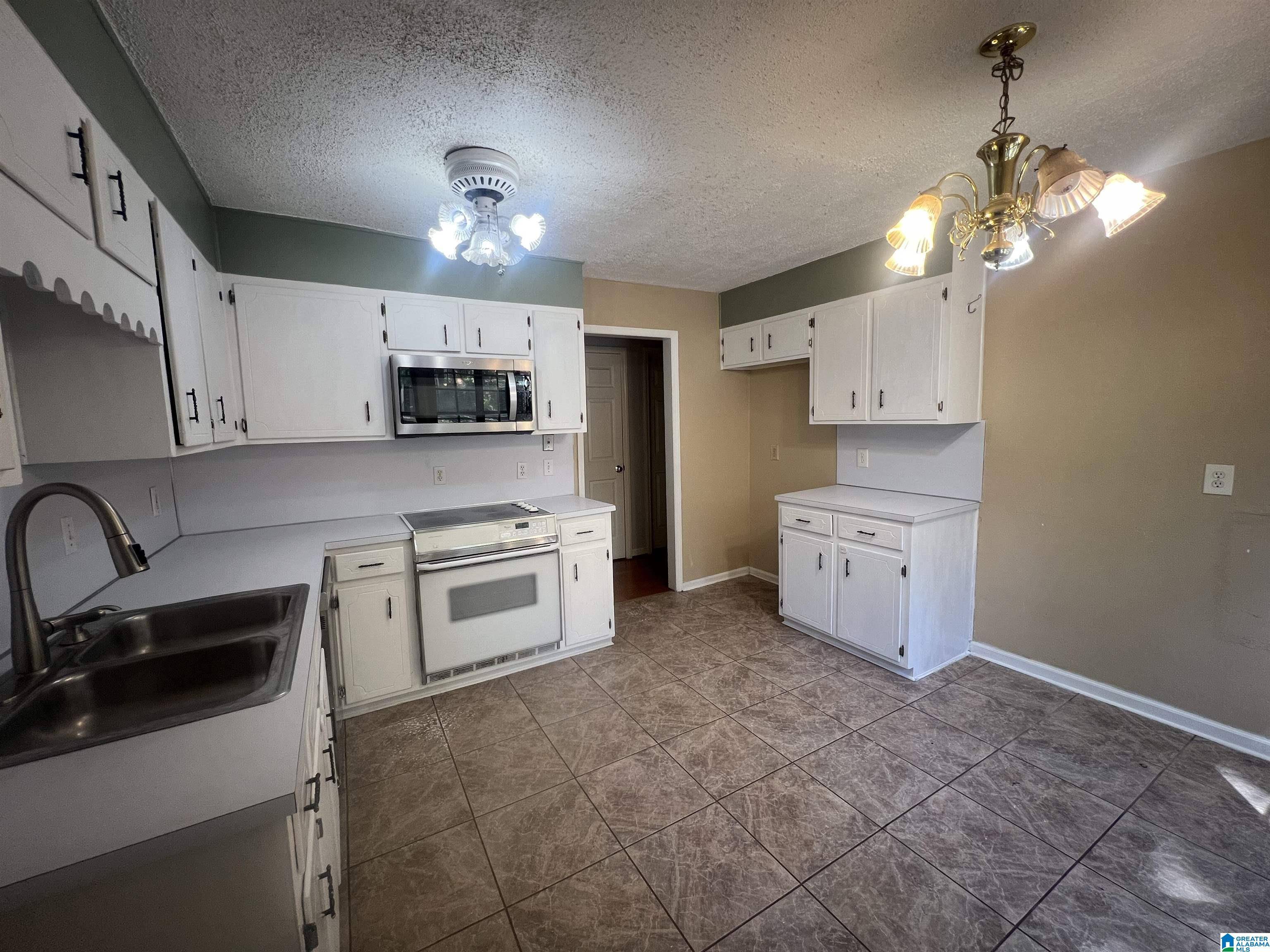Mccalla, AL 35111,2149 LAKESIDE DRIVE