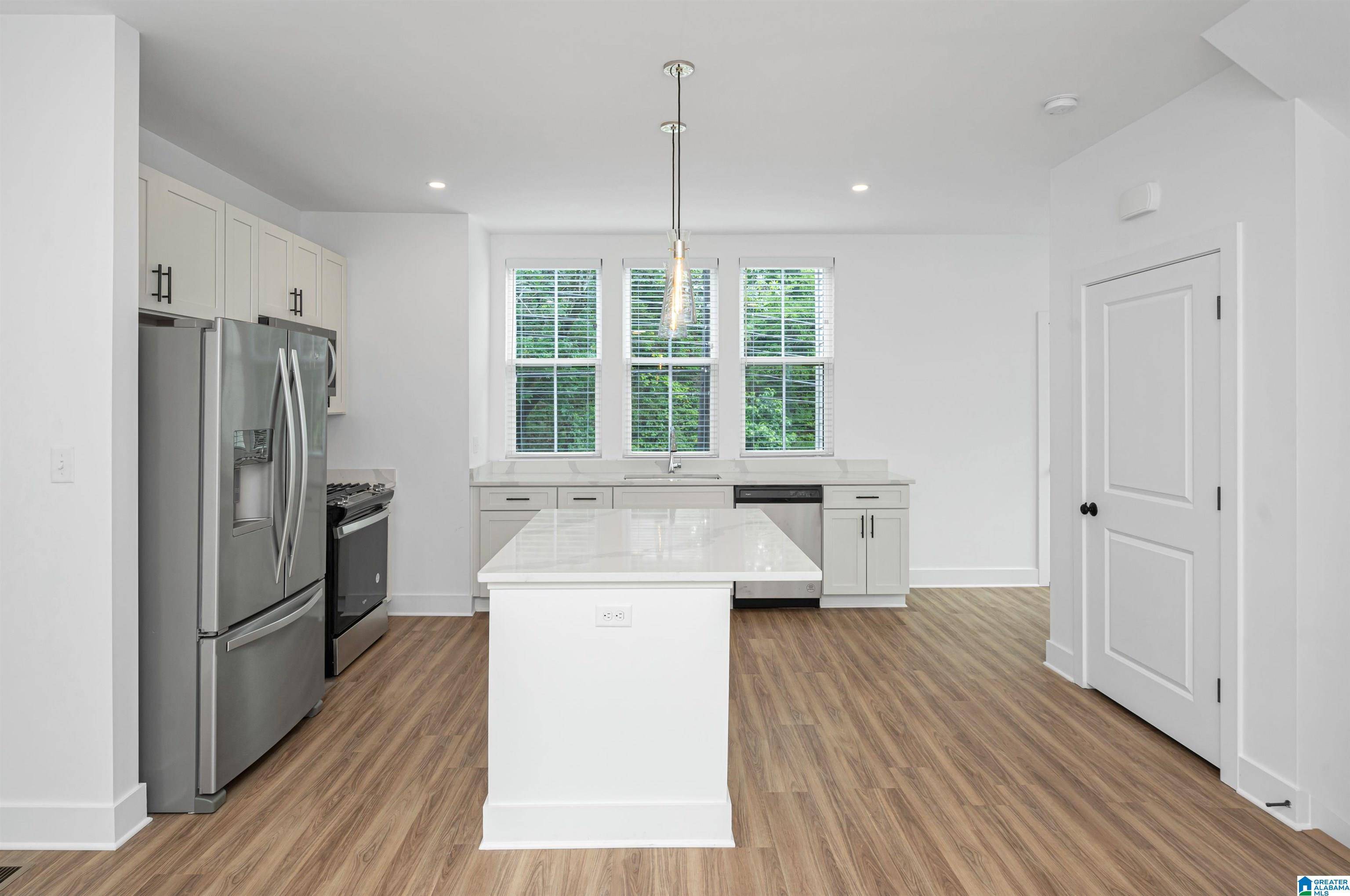 Homewood, AL 35209,2468 18TH STREET S