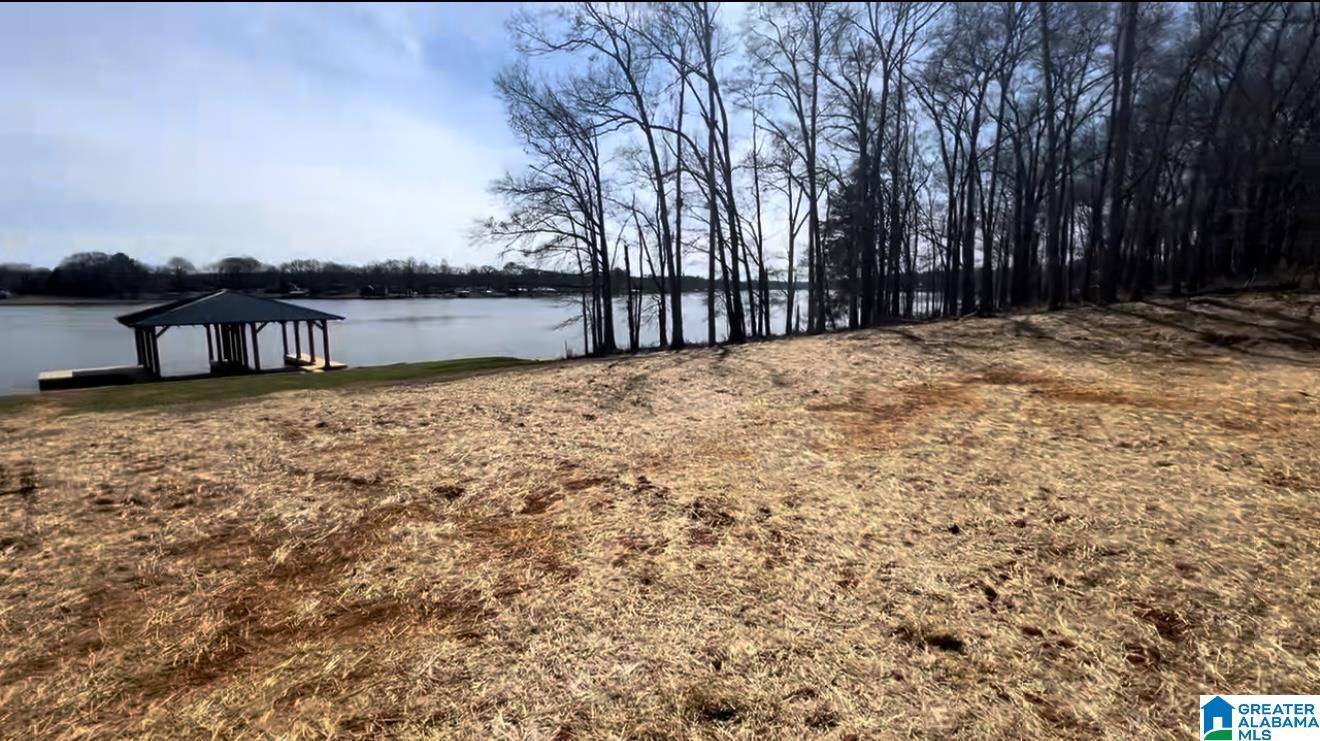 Wilsonville, AL 35186,200 LOKEY LANE #32