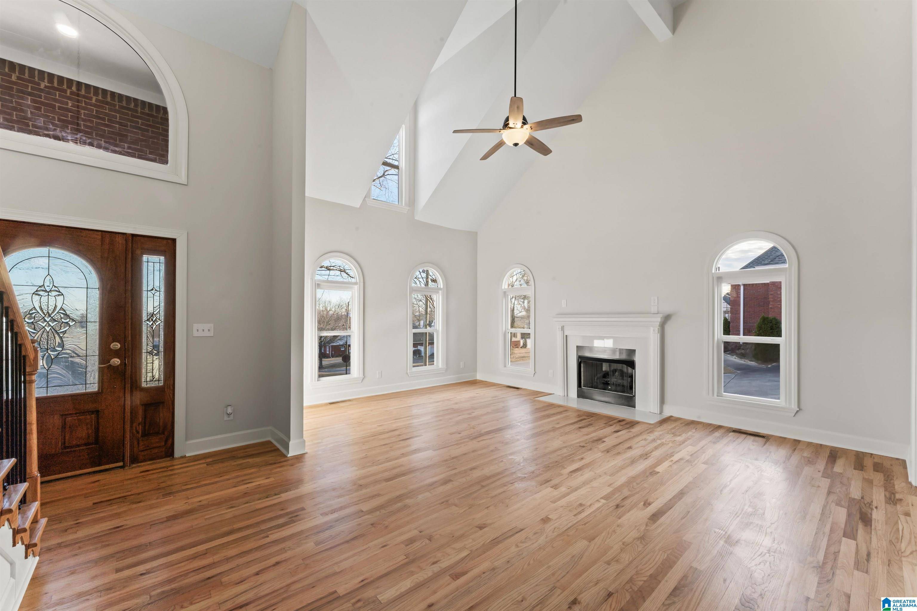 Trussville, AL 35173,816 VANESSA DRIVE
