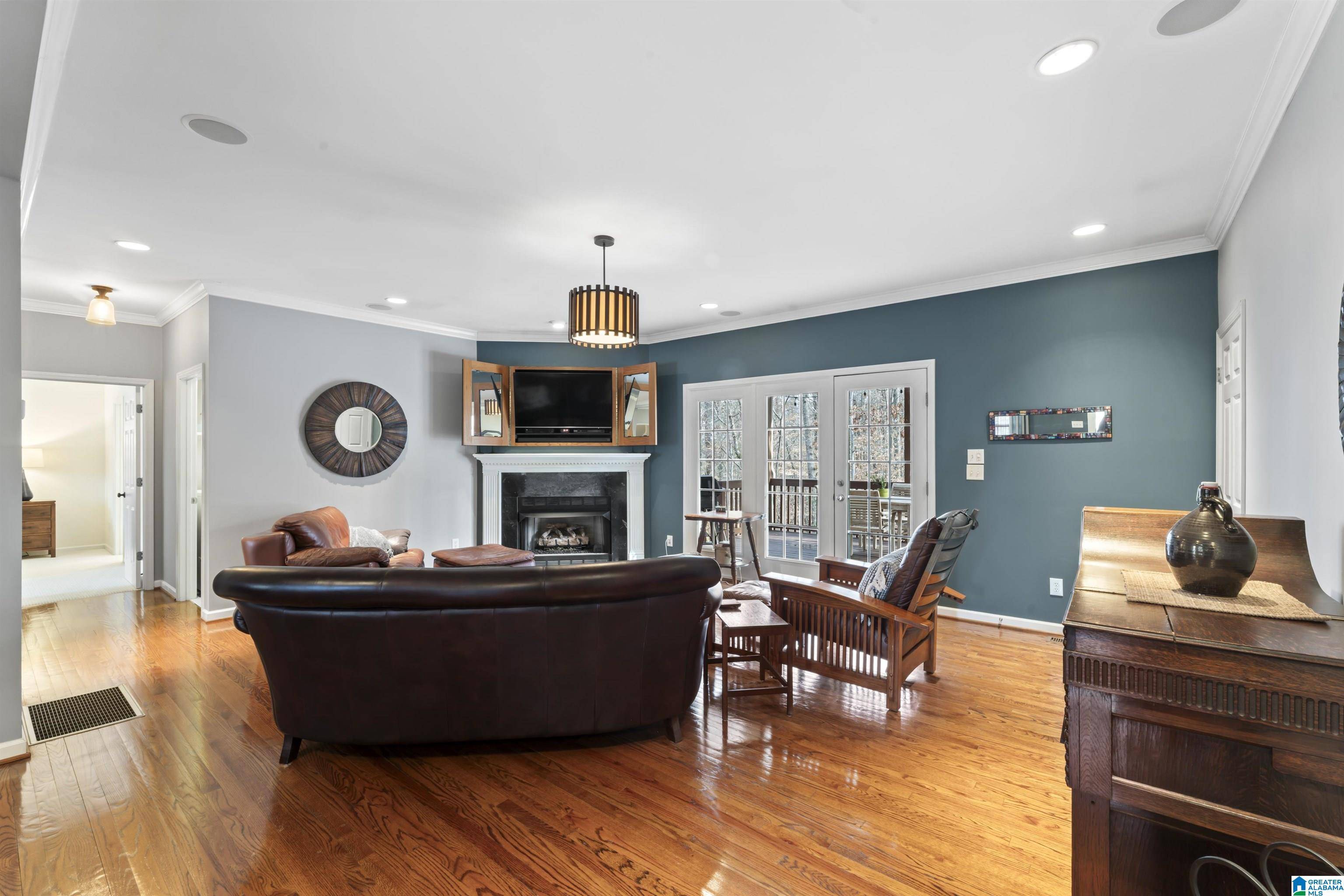 Trussville, AL 35173,549 WILLOW LANE