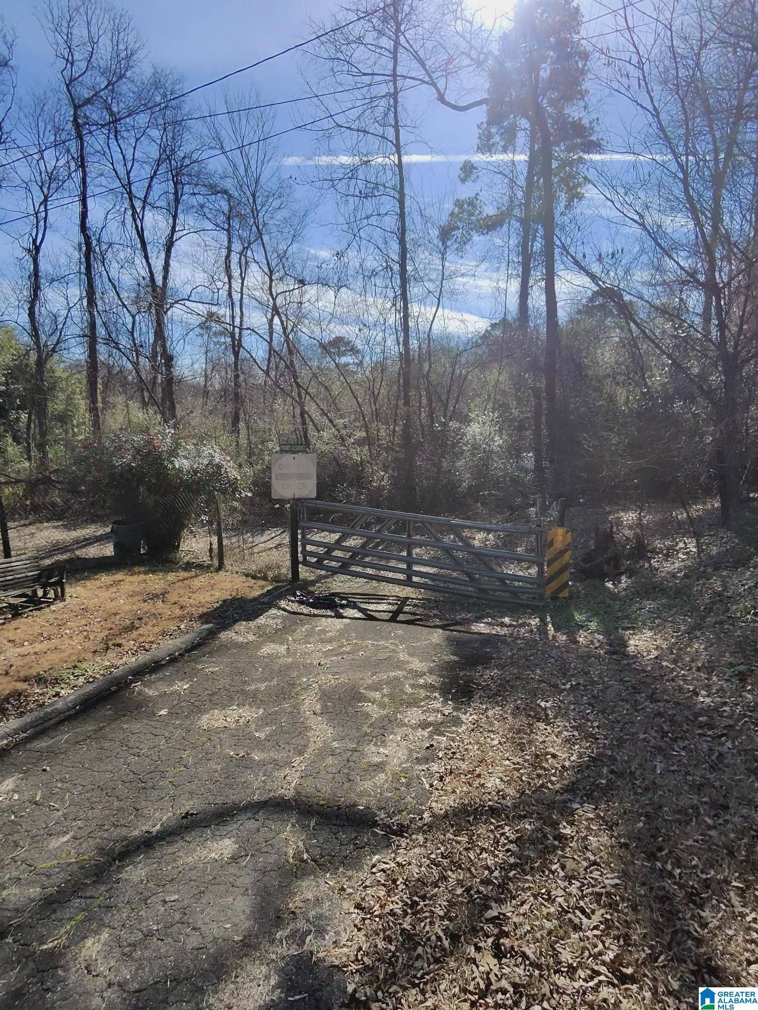 Birmingham, AL 35214,525 CRUMLEY CHAPEL ROAD