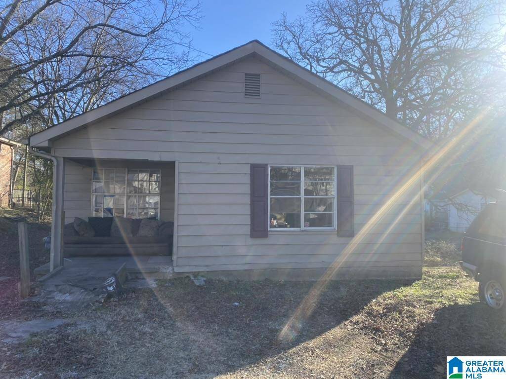Birmingham, AL 35228,705 5TH AVENUE