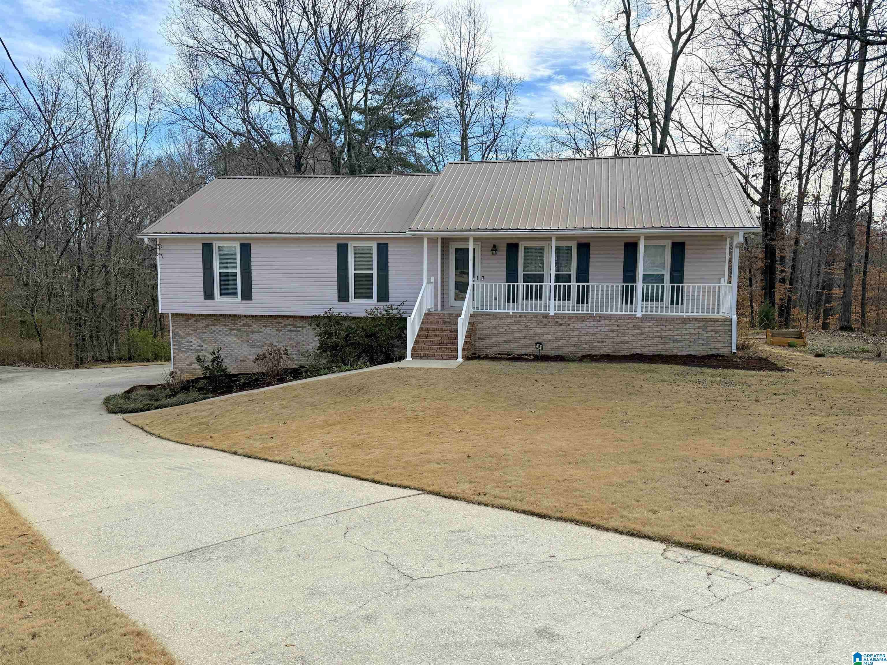 Gardendale, AL 35071,5801 ASHLEY DRIVE