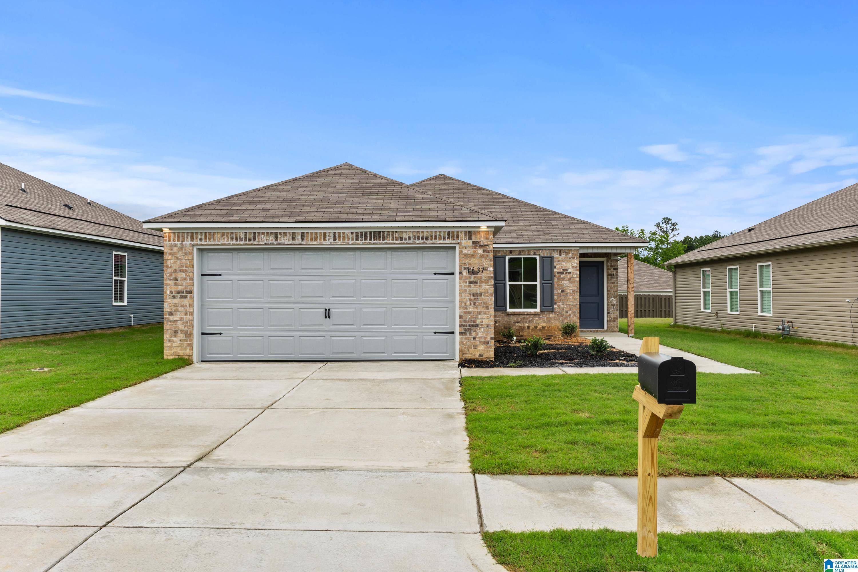 Cullman, AL 35055,1637 SIMMONS STREET SE