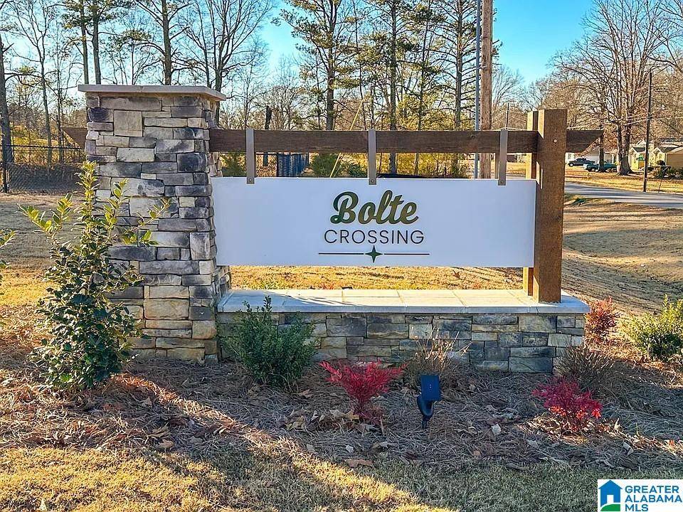 Cullman, AL 35055,1637 SIMMONS STREET SE