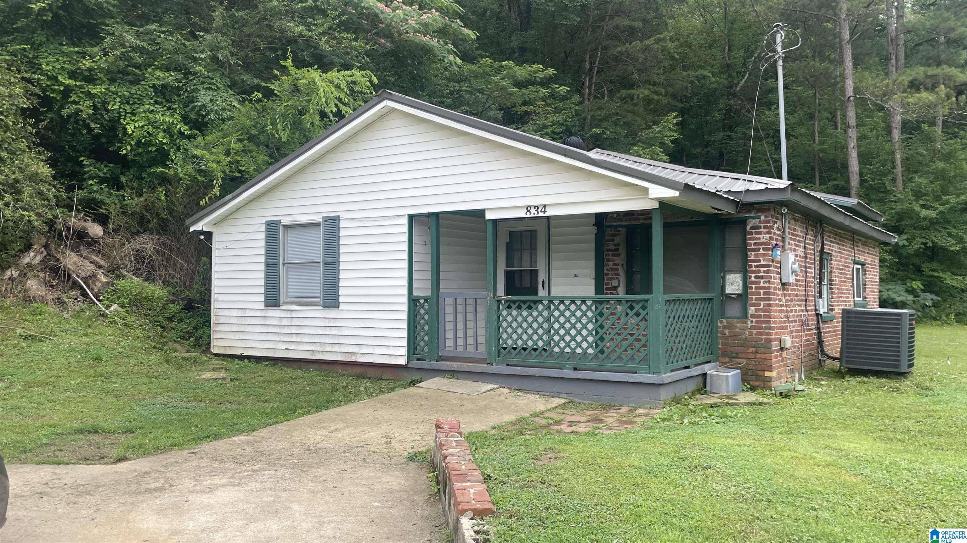 Fultondale, AL 35068,832 LOWER COALBURG ROAD