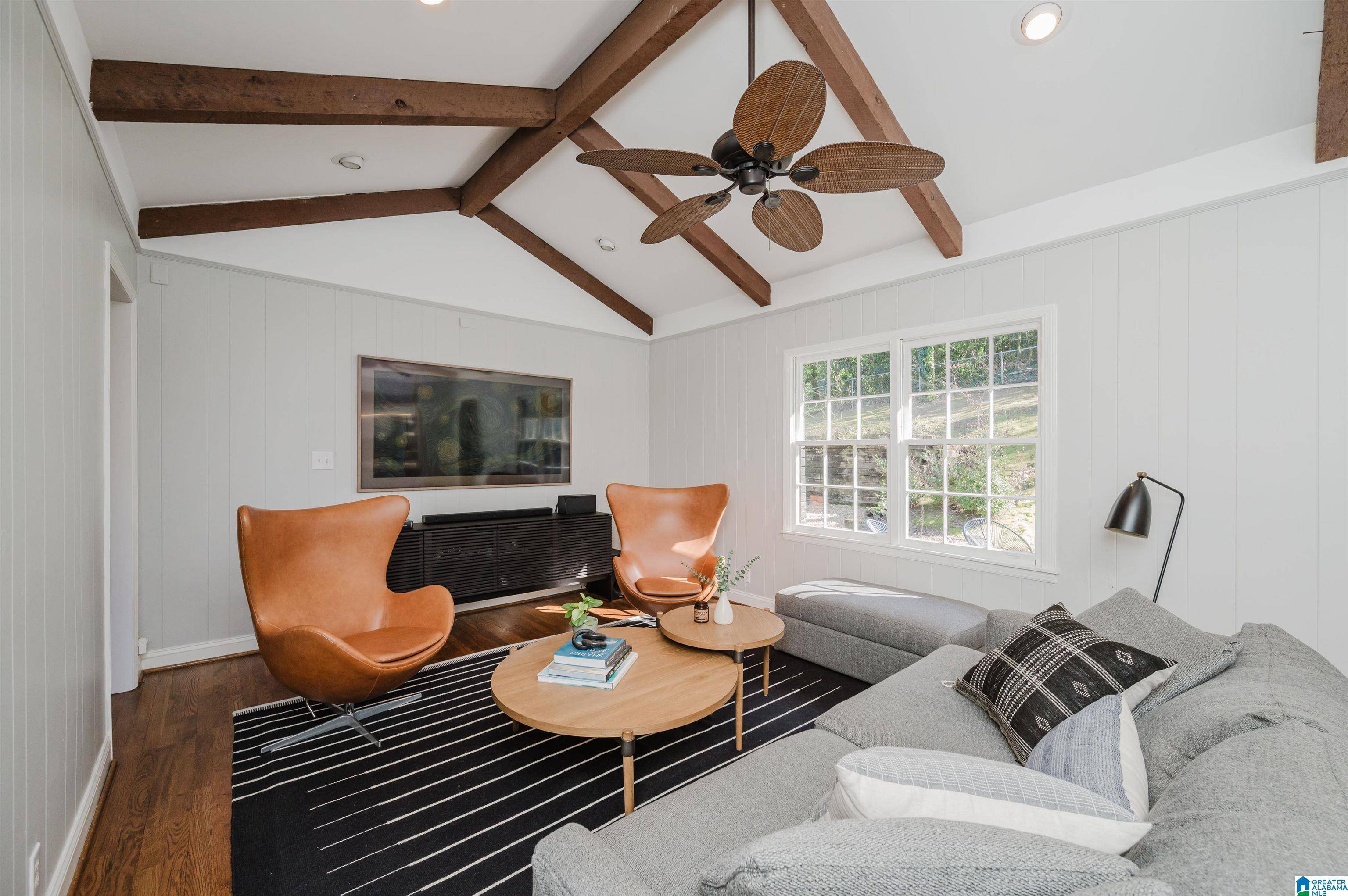 Vestavia Hills, AL 35216,1821 OLD CREEK TRAIL
