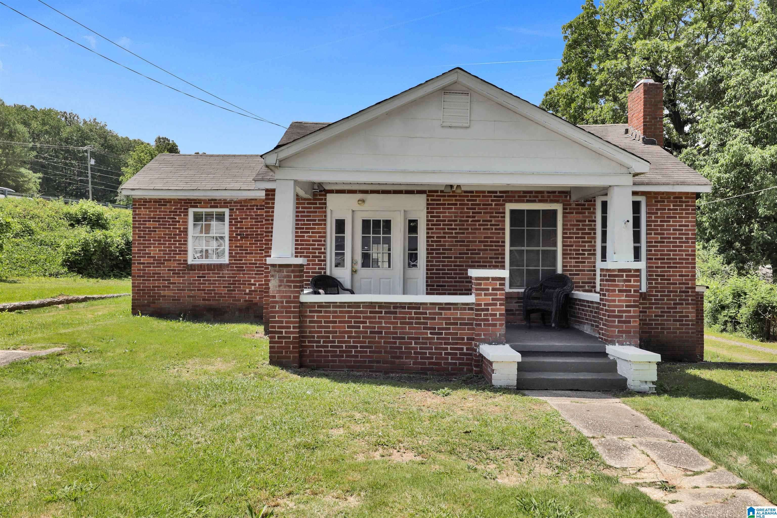 Anniston, AL 36201,212 E 28TH STREET