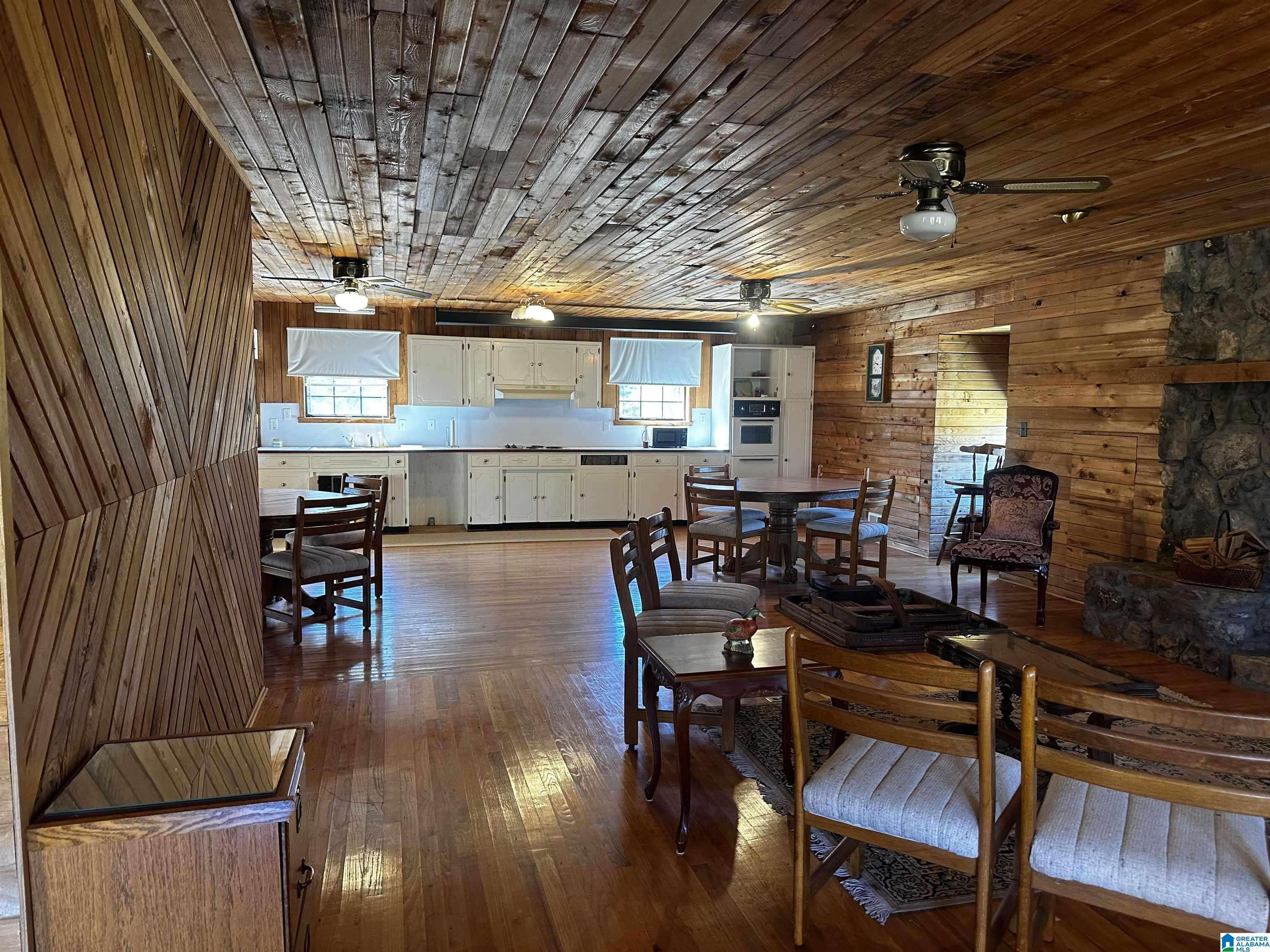 Hueytown, AL 35023,5045 MOUNTAIN VALLEY ROAD #0