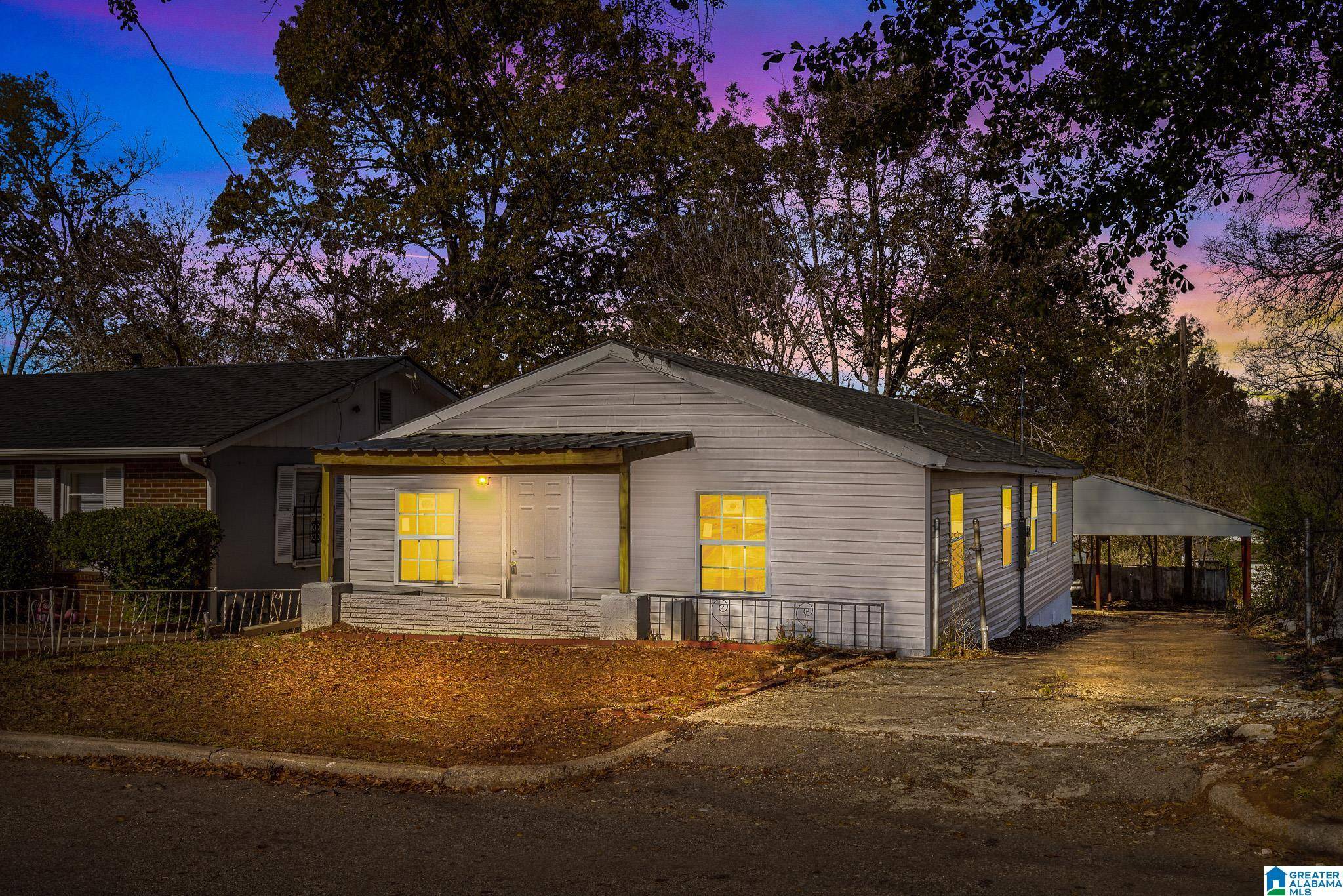 Birmingham, AL 35211,2036 MAYFIELD AVENUE