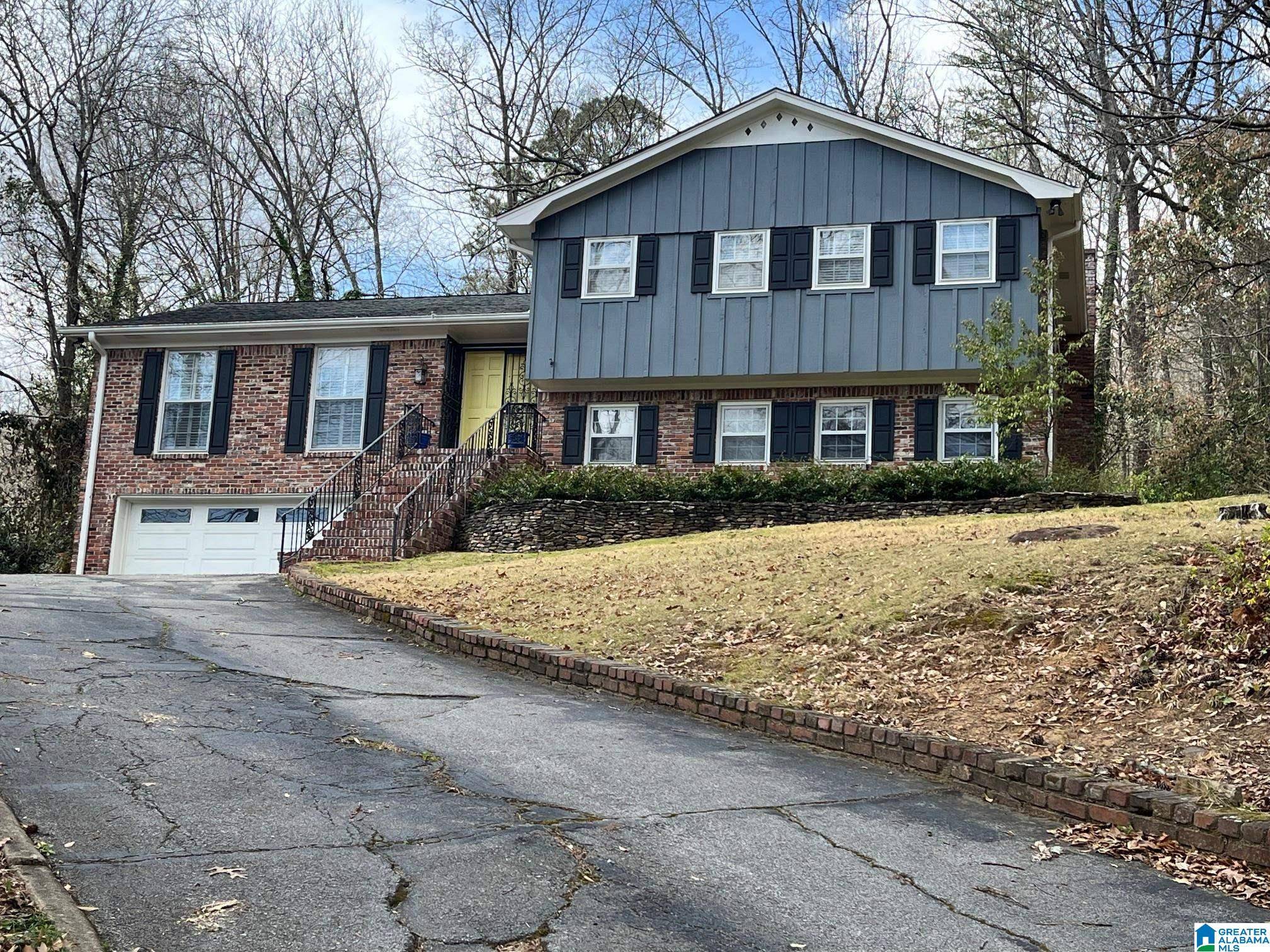 Vestavia Hills, AL 35216,1384 STARCROSS DRIVE