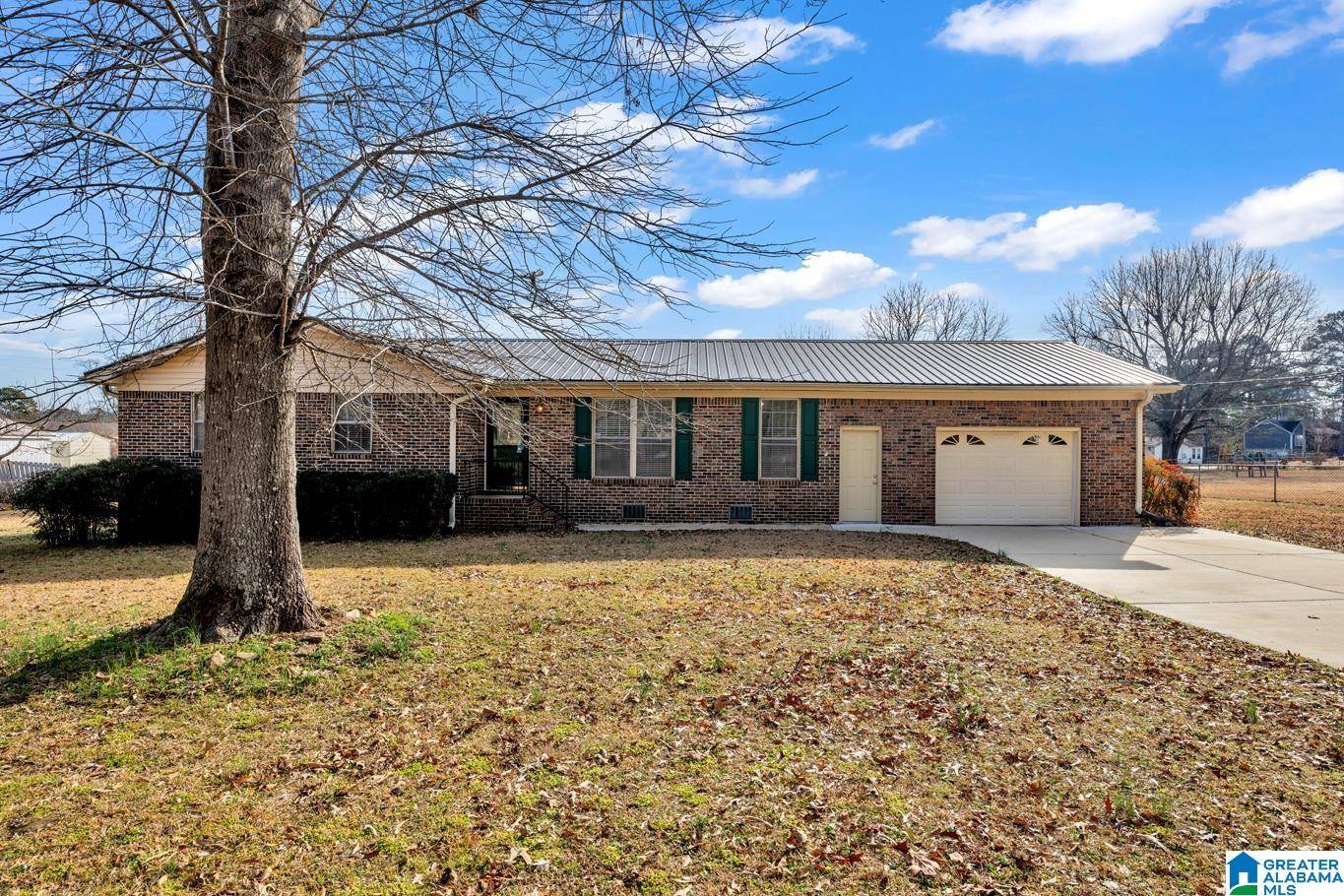 Warrior, AL 35180,628 CHEROKEE ROAD