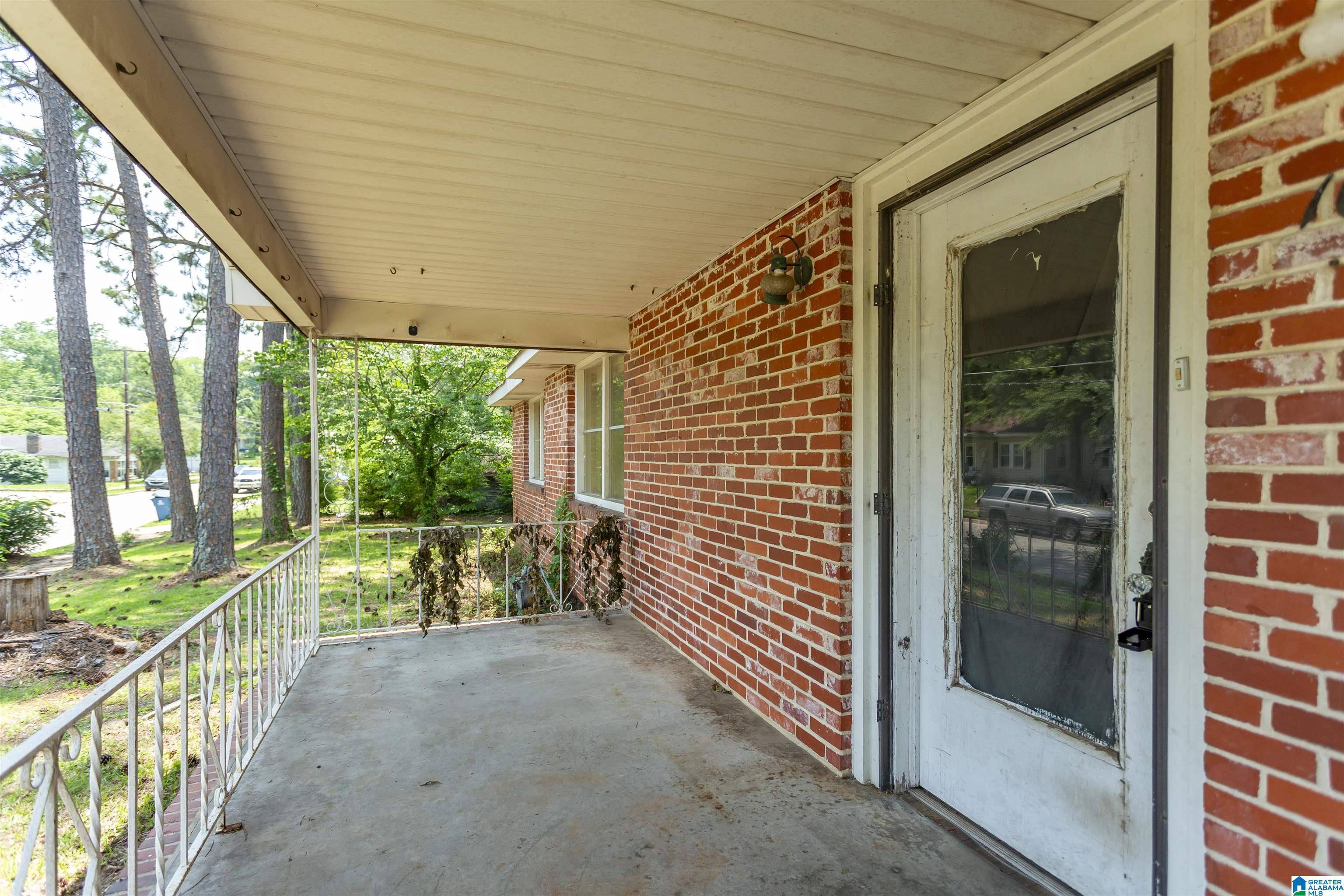 Tarrant, AL 35217,1072 LINTHICUM STREET