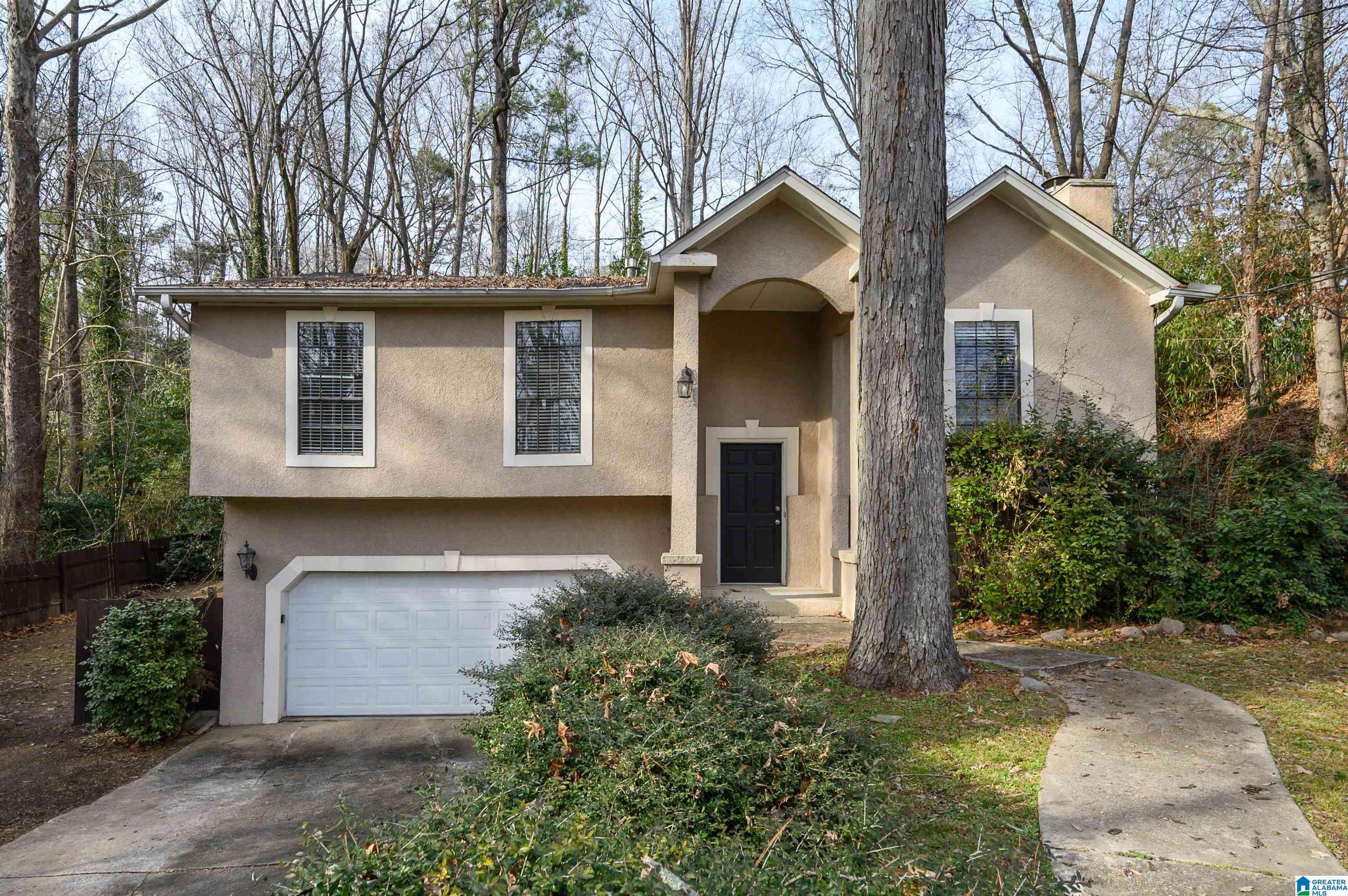 Vestavia Hills, AL 35223,3612 CHAUMONT DRIVE