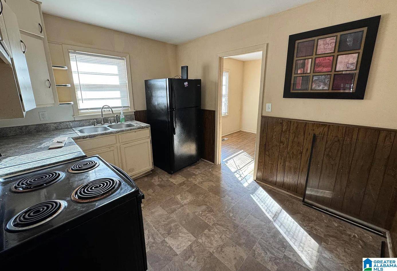 Birmingham, AL 35215,736 MEADOWBROOK DRIVE